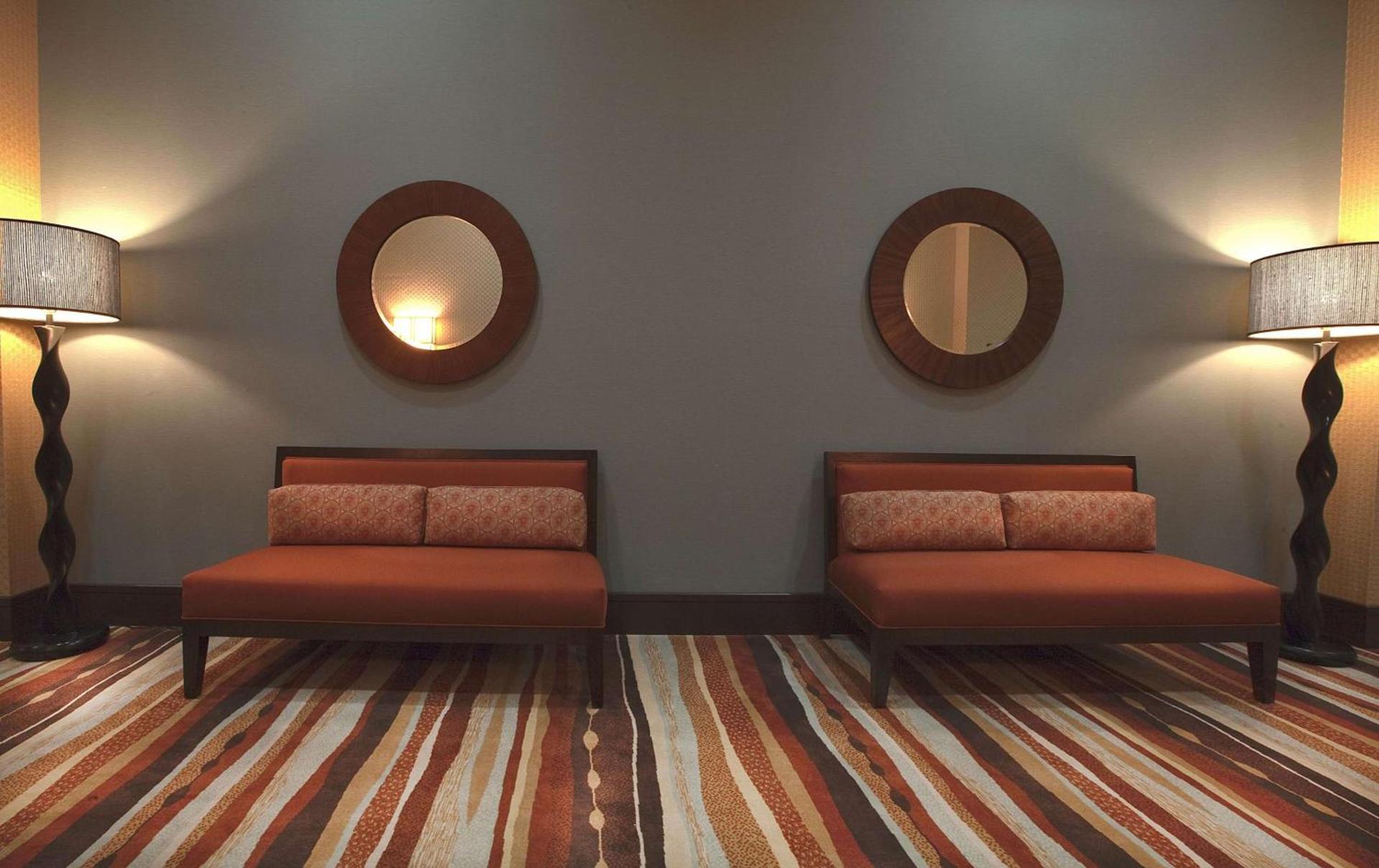 Embassy Suites Palmdale photo 34