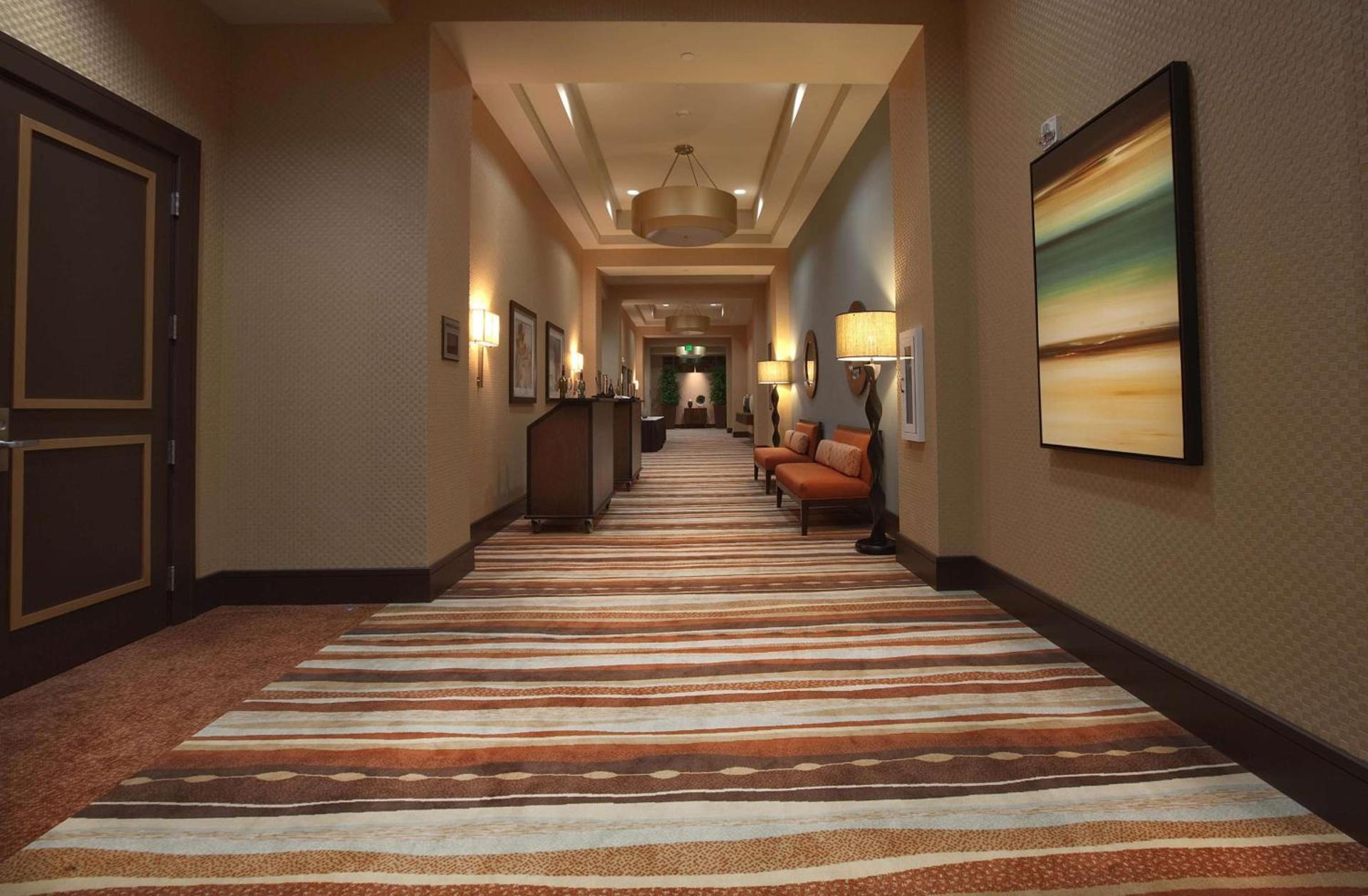 Embassy Suites Palmdale photo 36