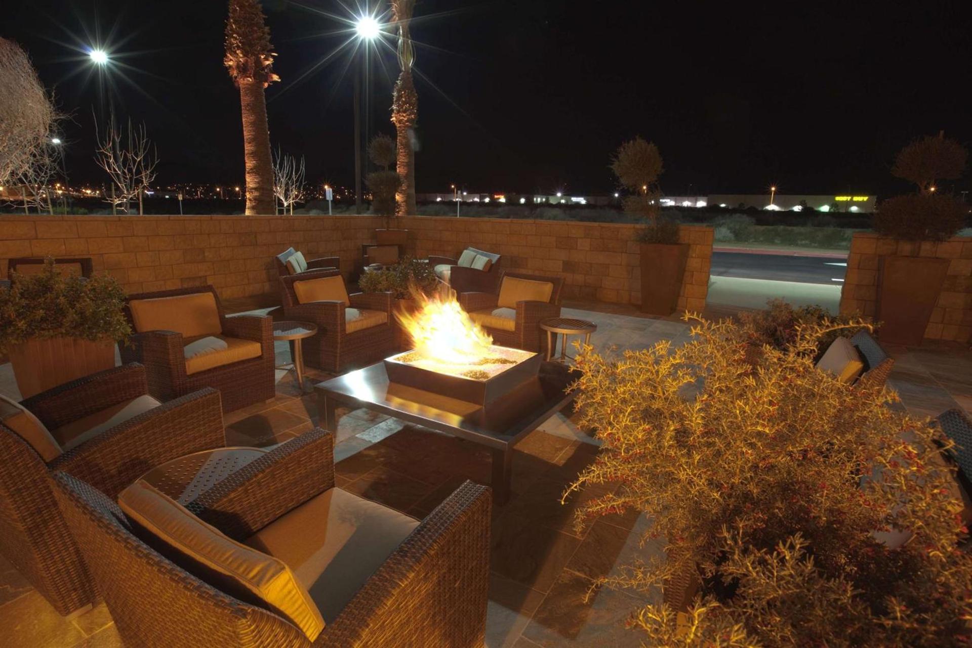 Embassy Suites Palmdale photo 40