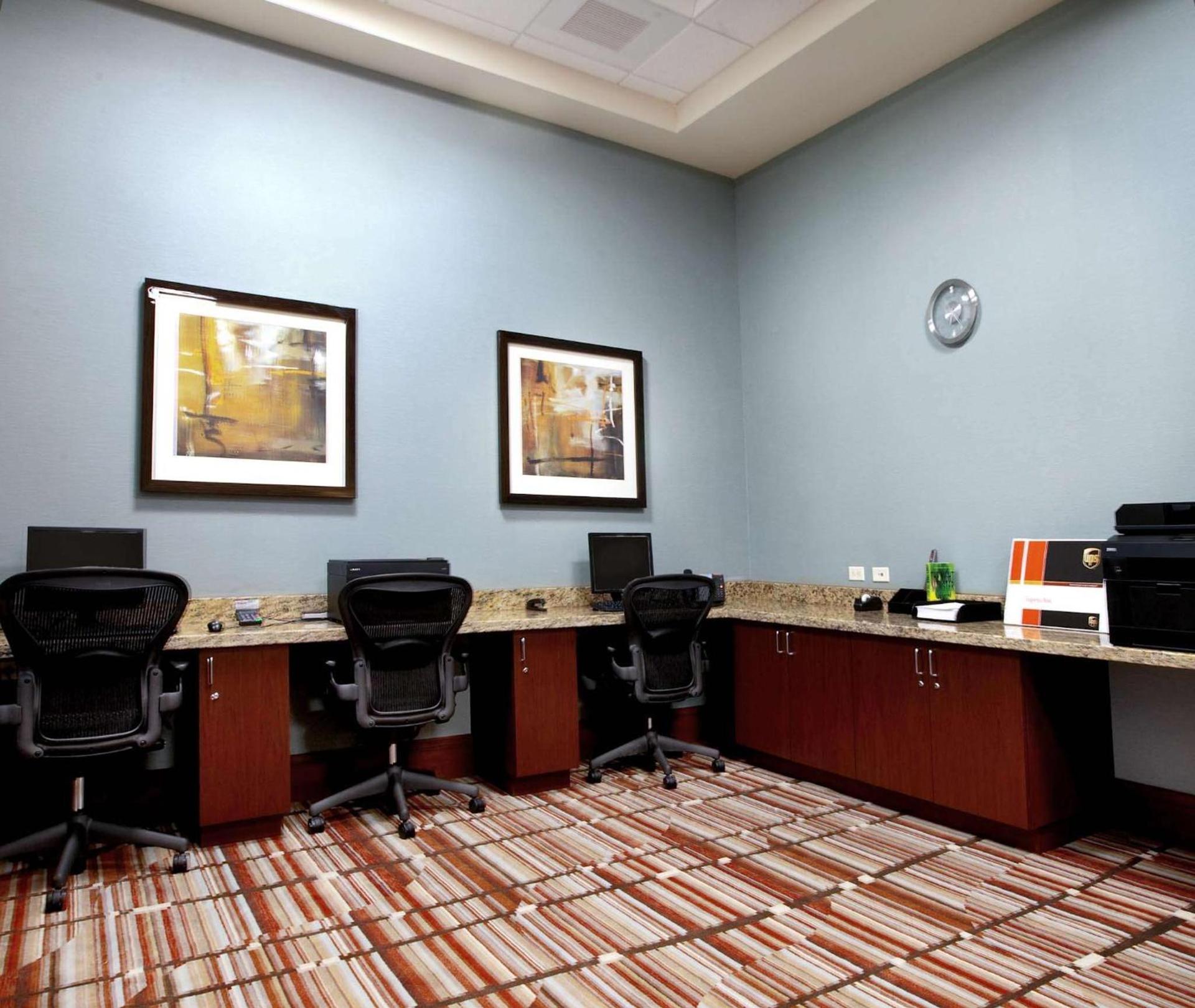 Embassy Suites Palmdale photo 42