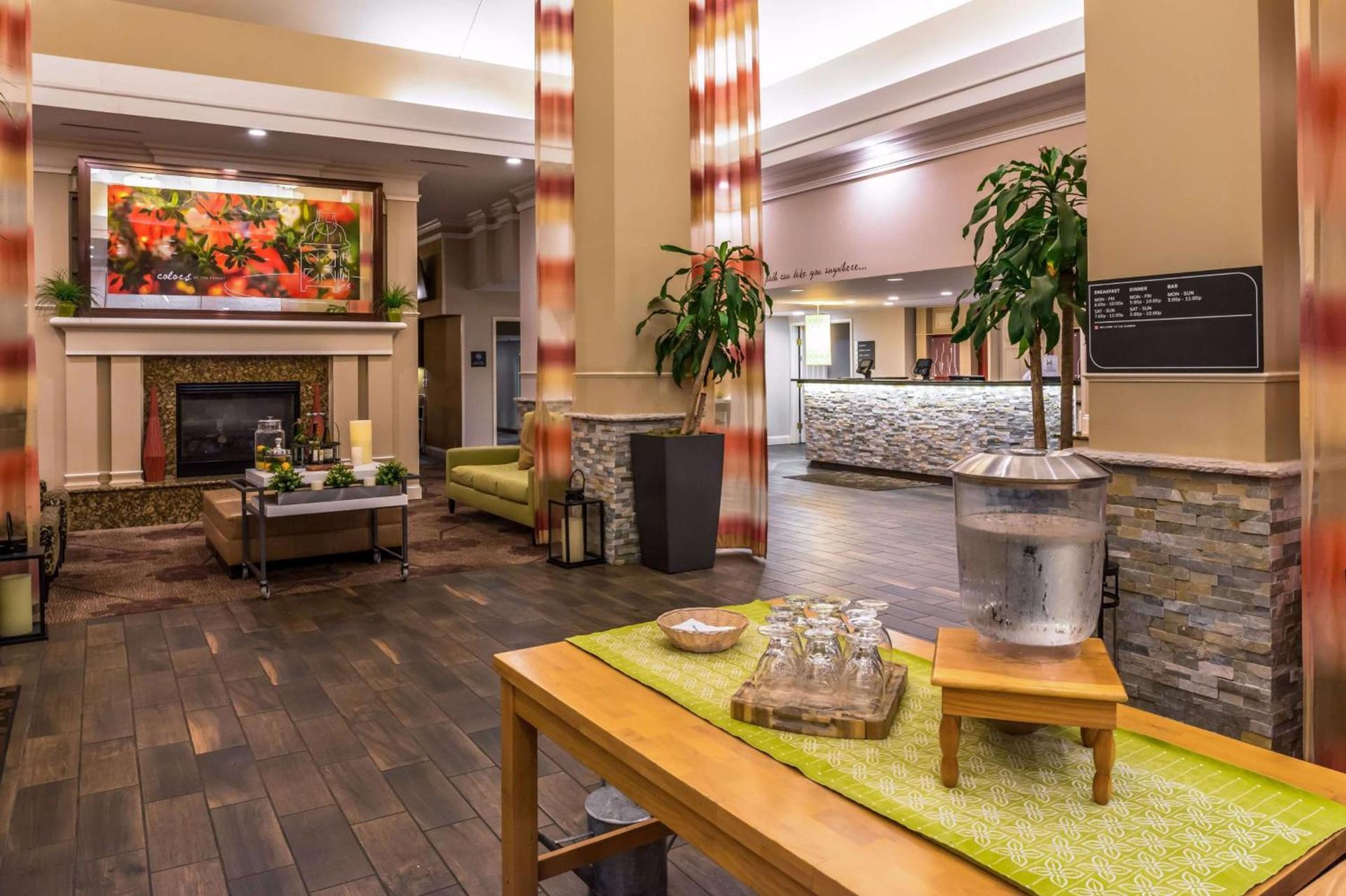 Hilton Garden Inn Detroit Southfield photo 7
