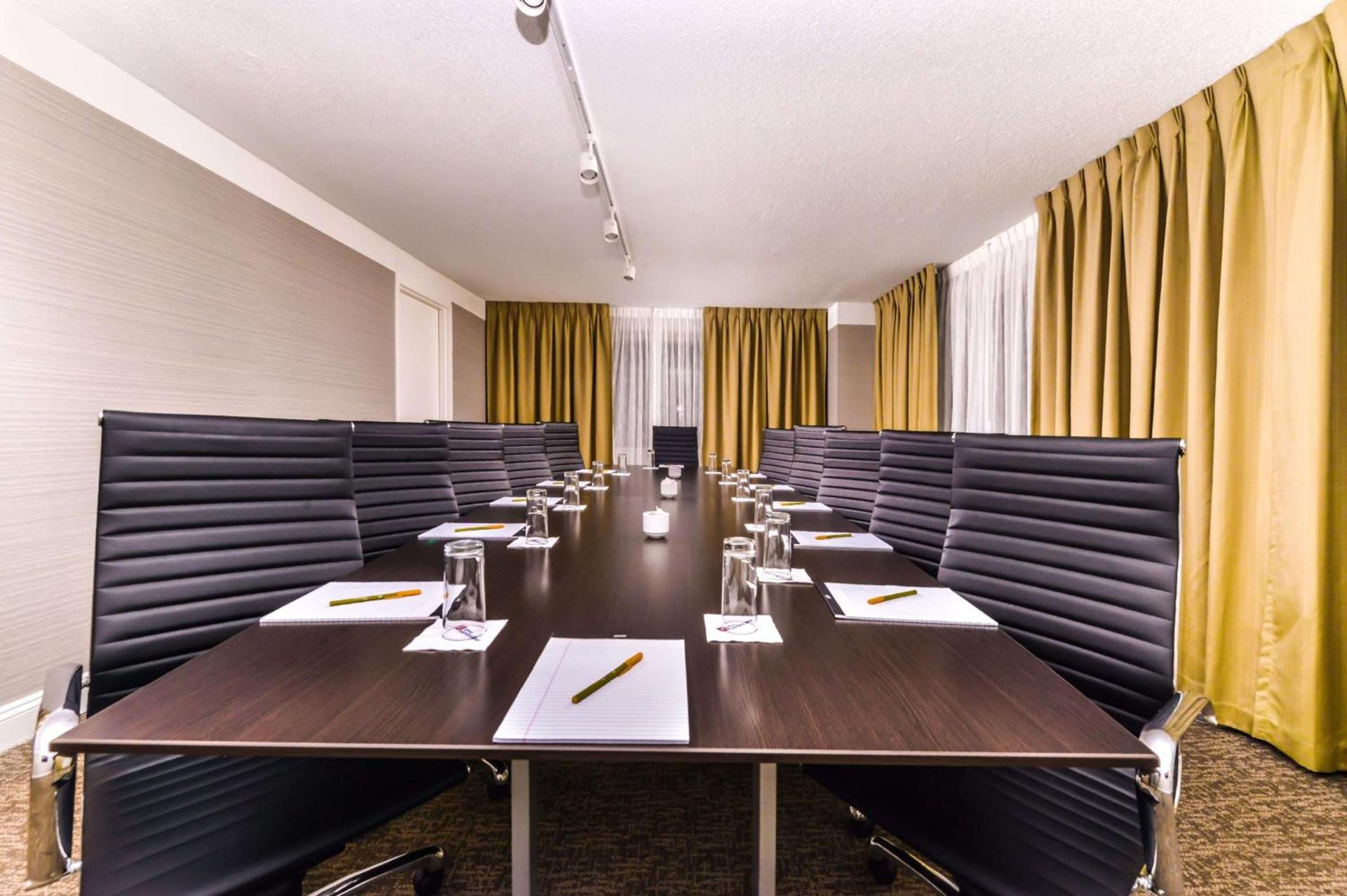 Hilton Garden Inn Detroit Southfield photo 62