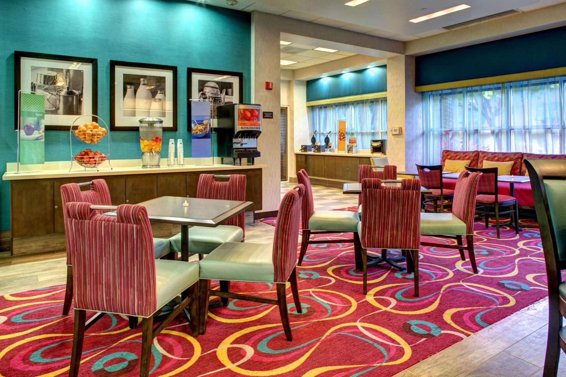 Hampton Inn Miami-Coconut Grove/Coral Gables photo 10