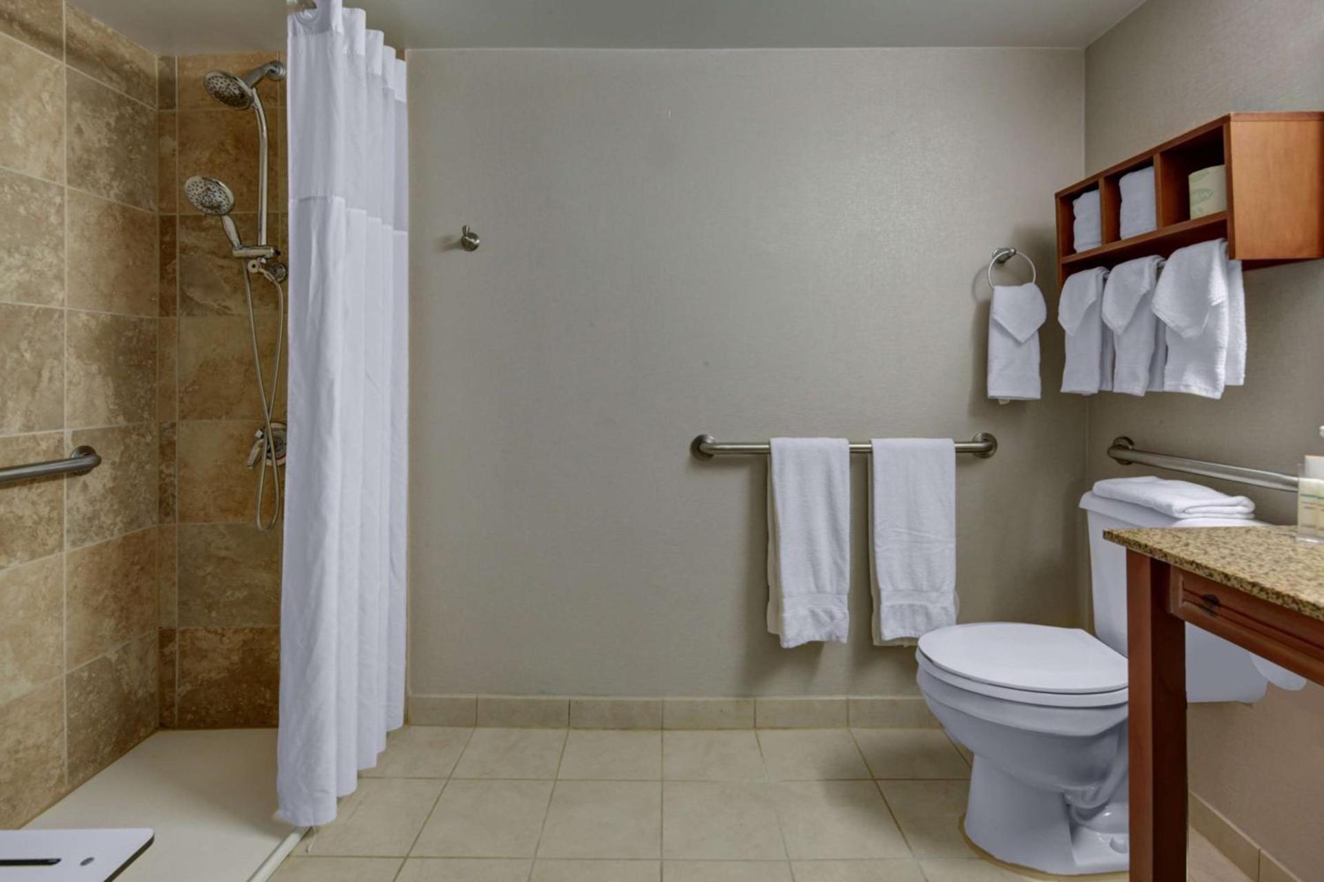 Hampton Inn Miami-Coconut Grove/Coral Gables photo 17