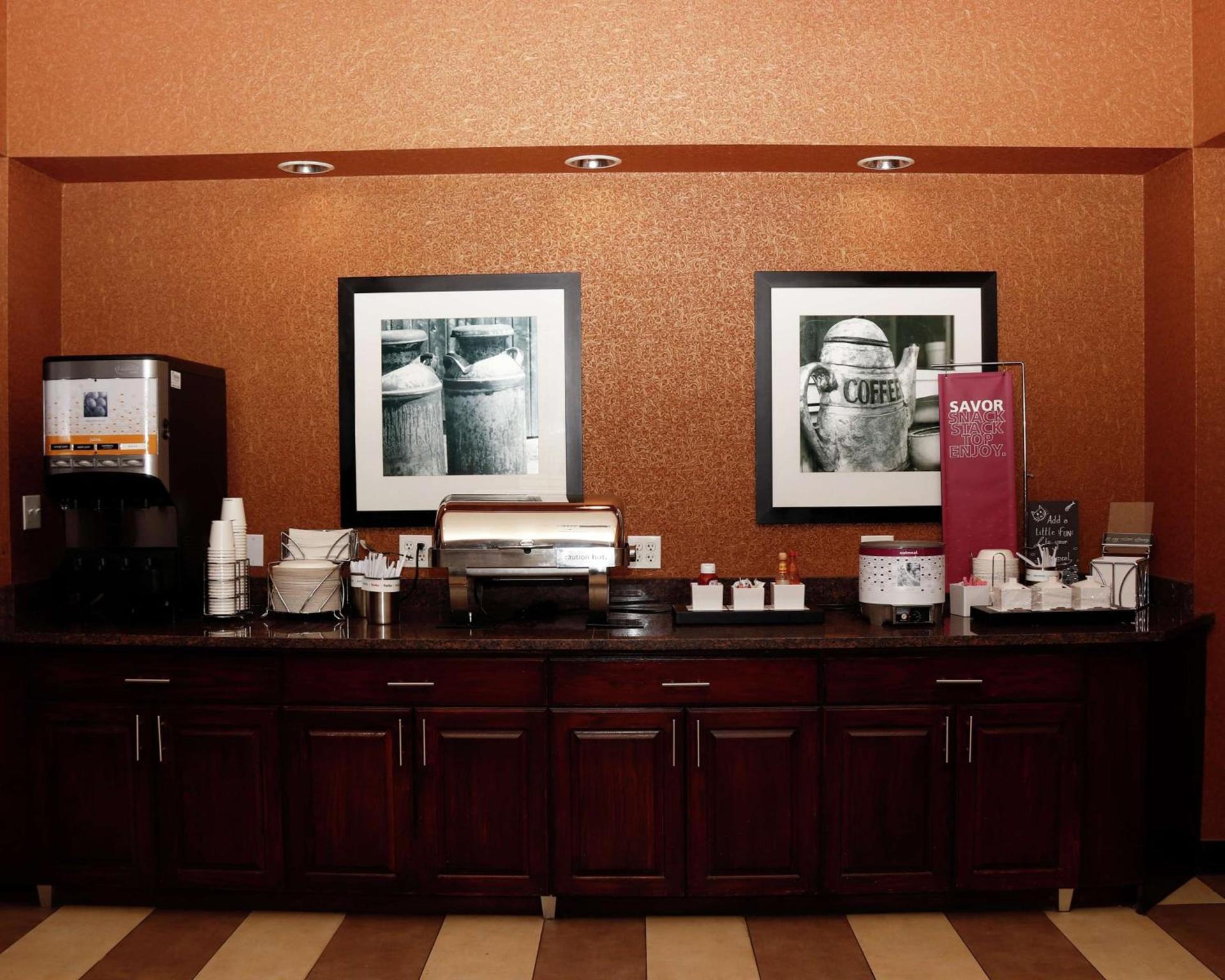 Hampton Inn and Suites Stephenville photo 6