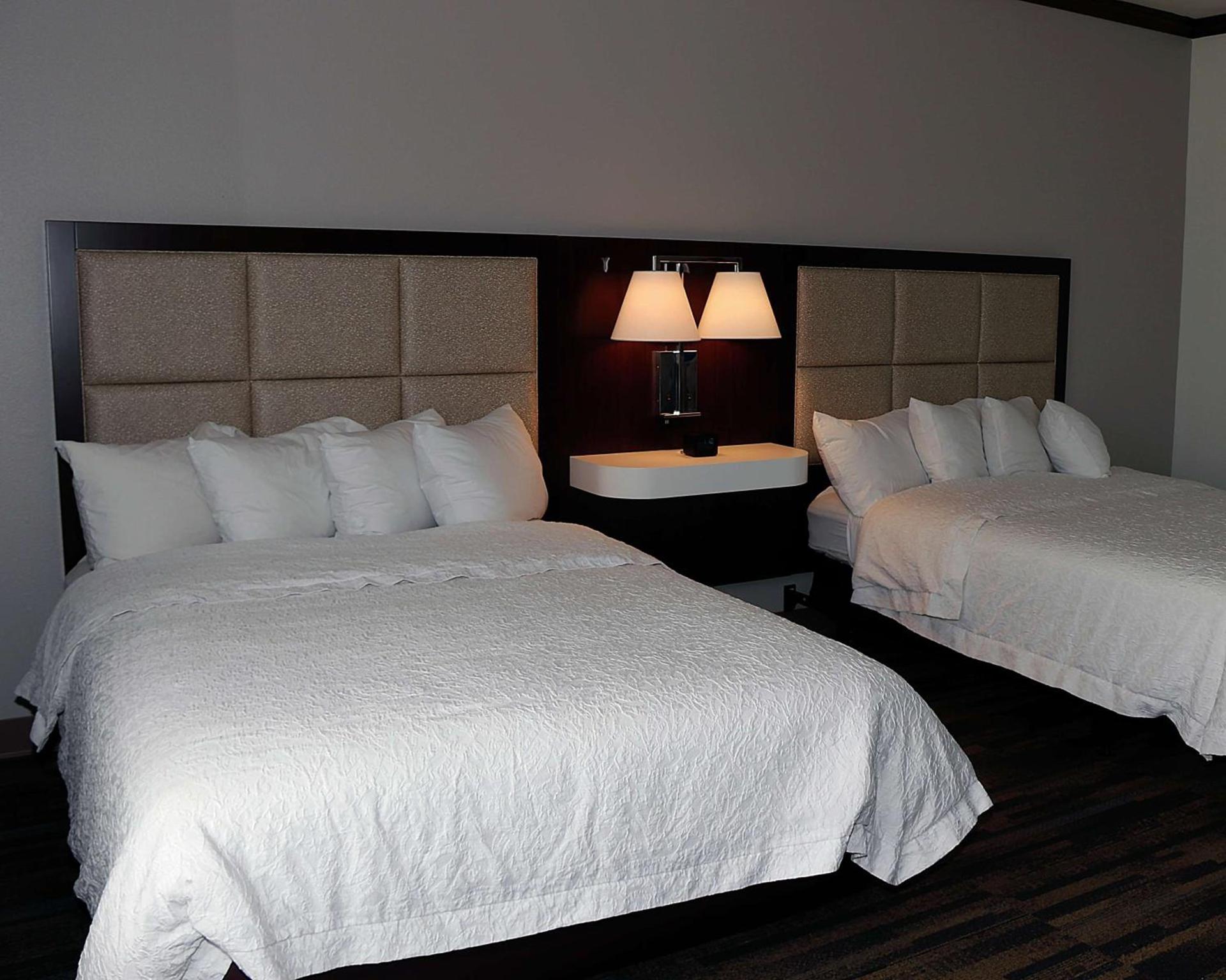 Hampton Inn and Suites Stephenville photo 11