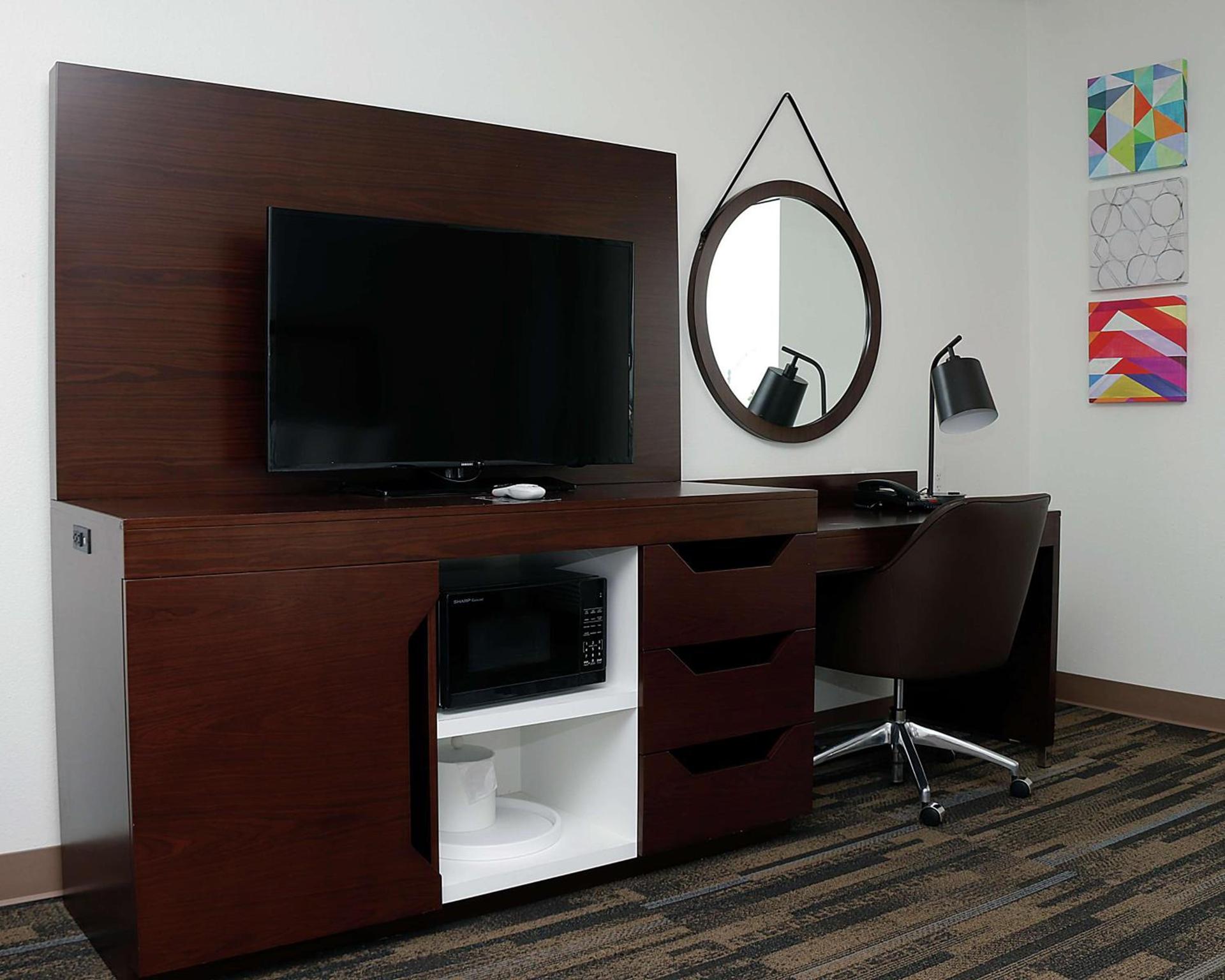 Hampton Inn and Suites Stephenville photo 13