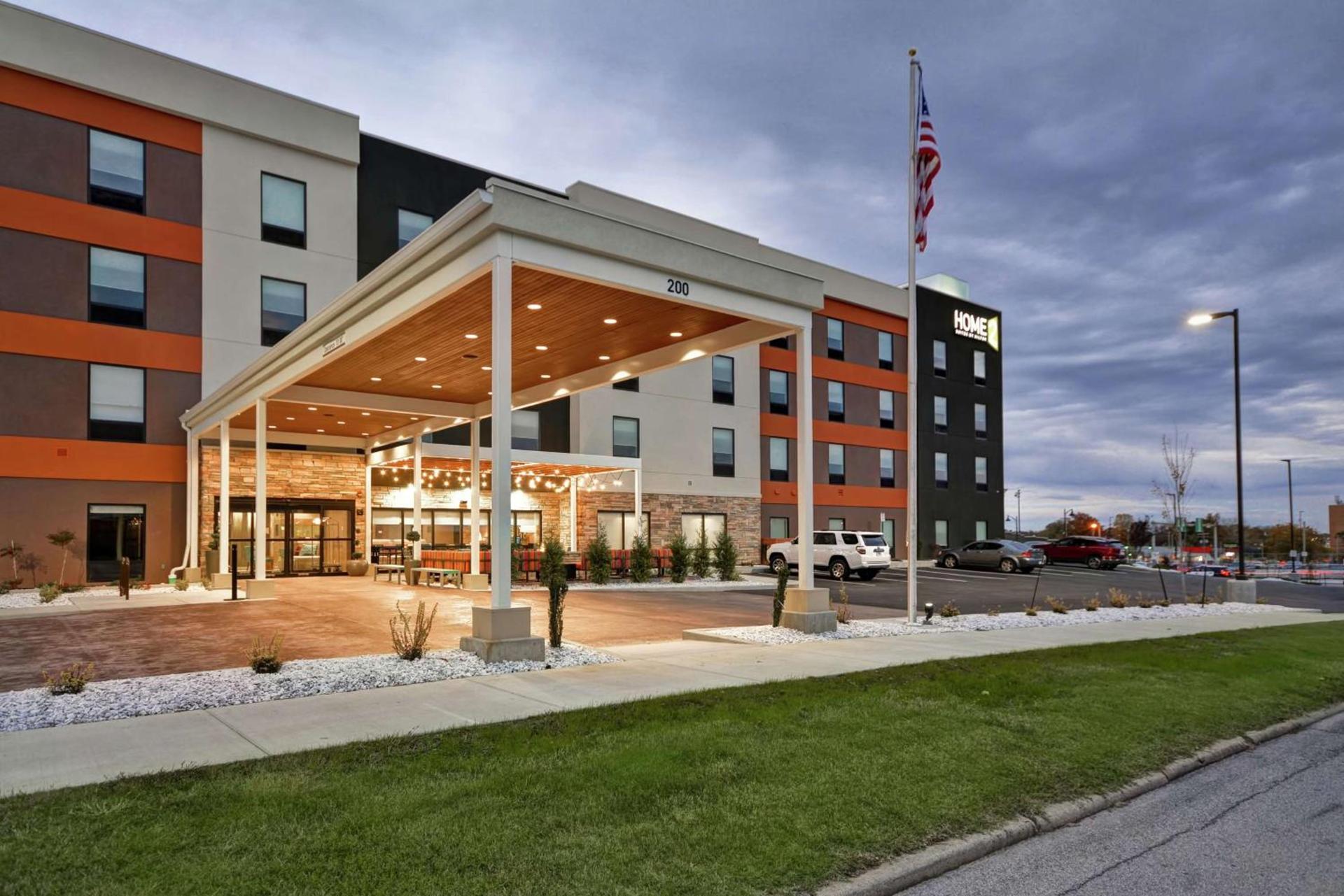 Home2 Suites By Hilton Carbondale — hotel in Carbondale
