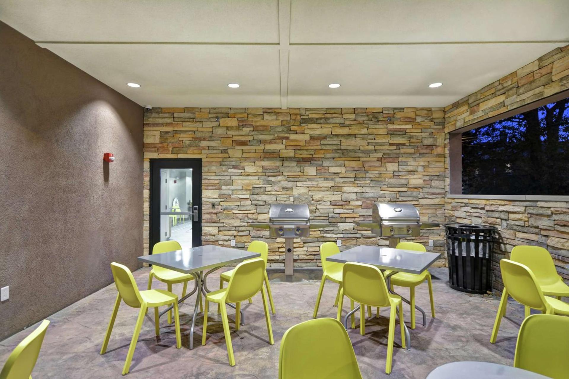 Home2 Suites By Hilton Carbondale photo 4