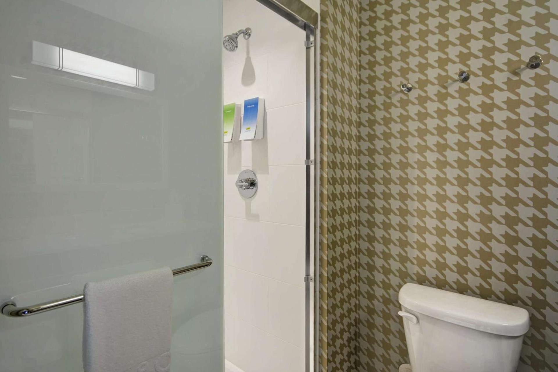 Home2 Suites By Hilton Carbondale photo 24