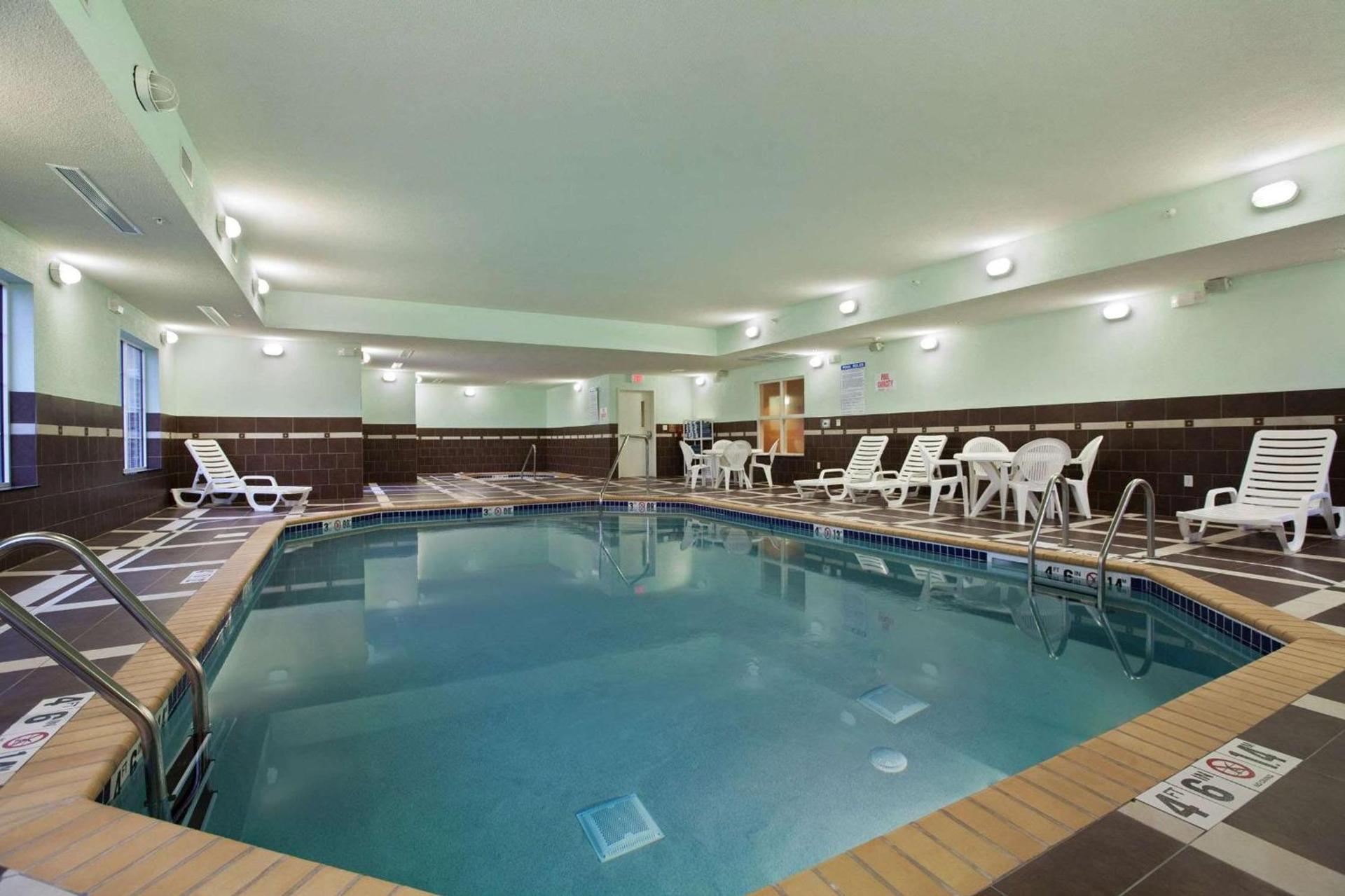 Homewood Suites Saint Cloud photo 4