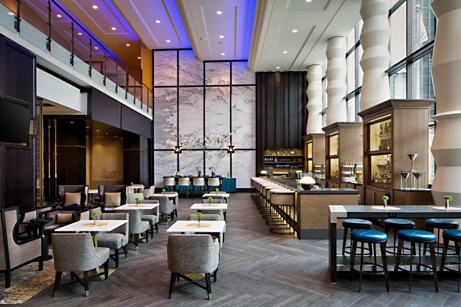 Amway Grand Plaza Hotel, Curio Collection by Hilton photo 18