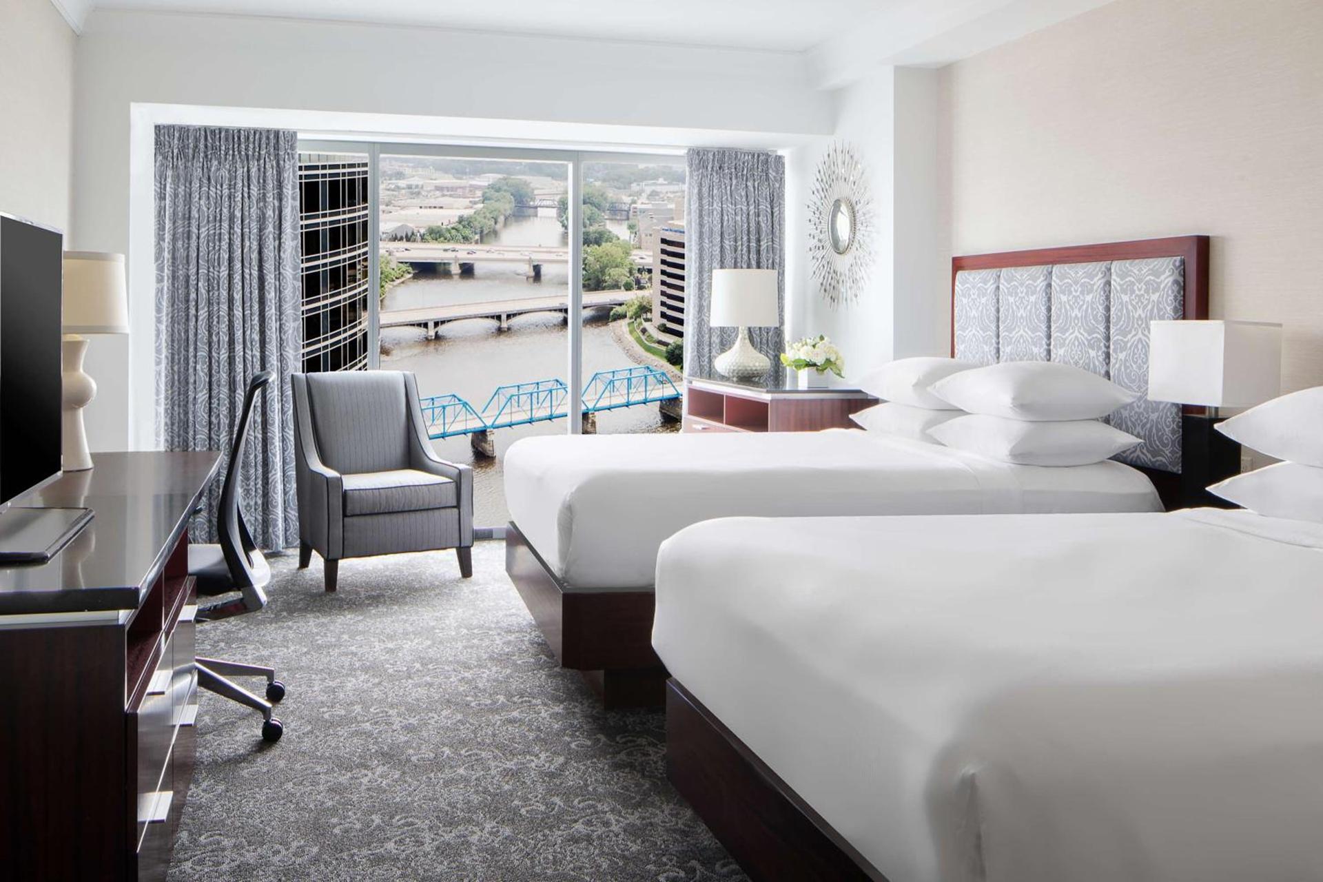 Amway Grand Plaza Hotel, Curio Collection by Hilton photo 45