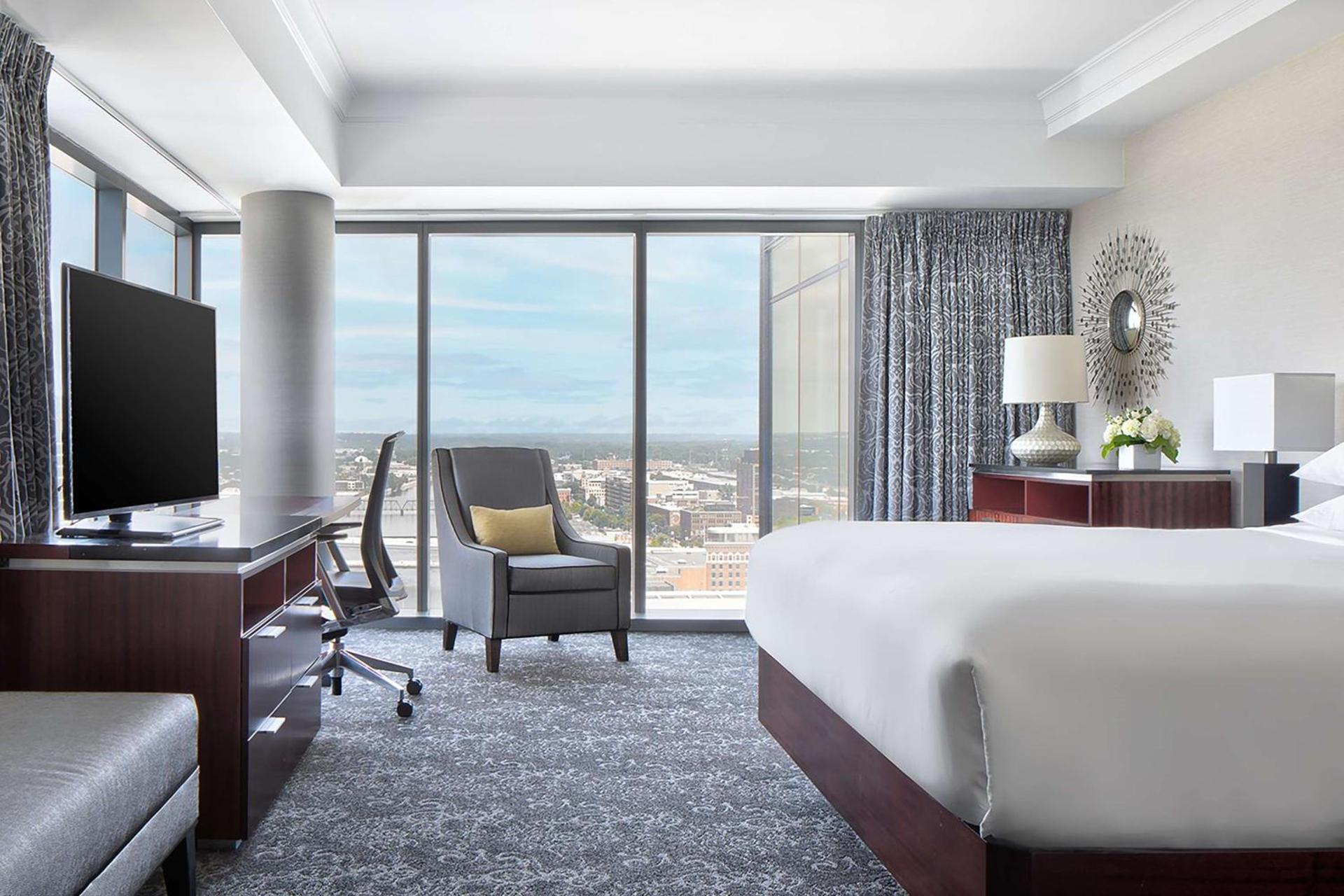 Amway Grand Plaza Hotel, Curio Collection by Hilton photo 48