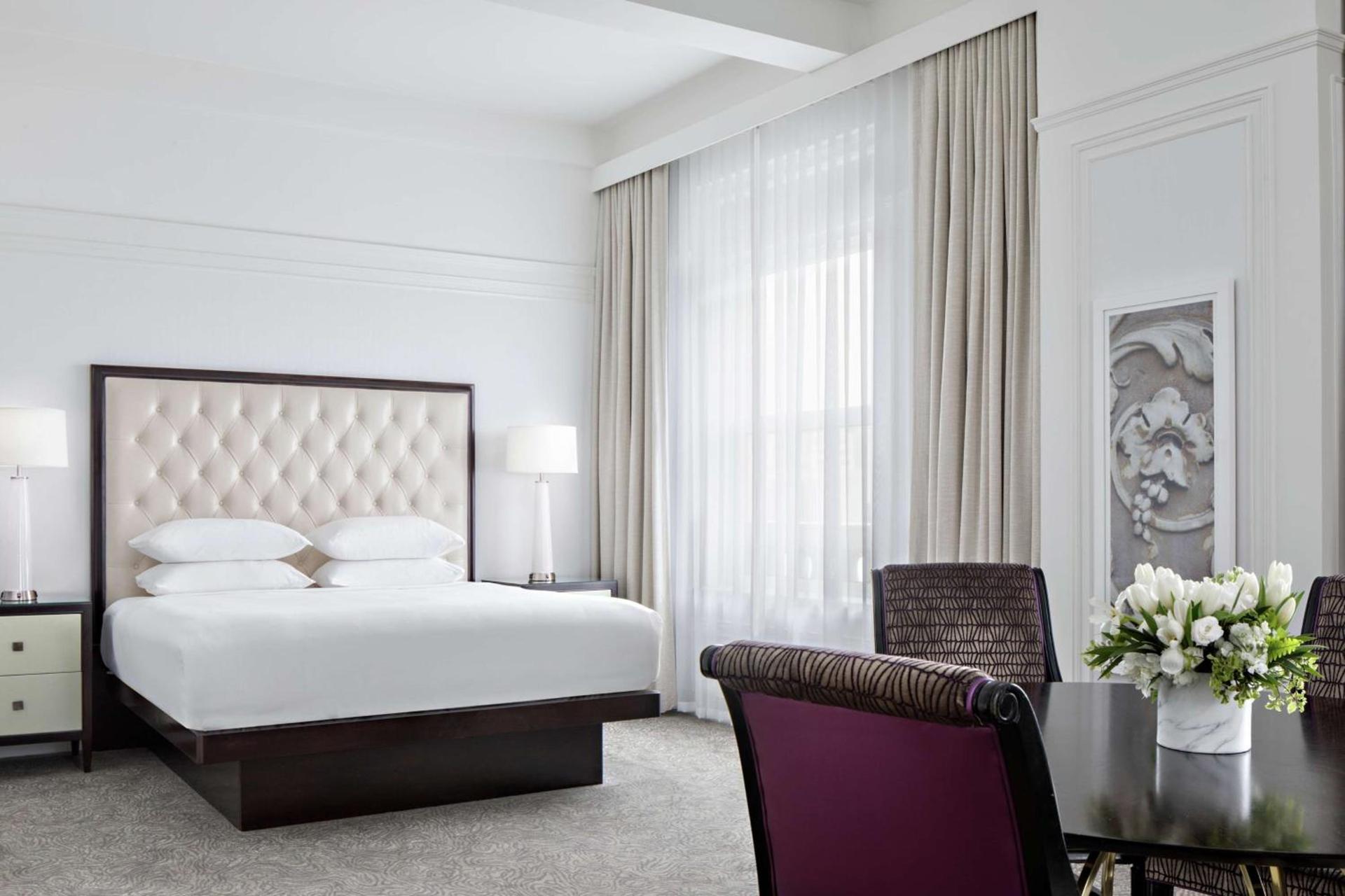 Amway Grand Plaza Hotel, Curio Collection by Hilton photo 51