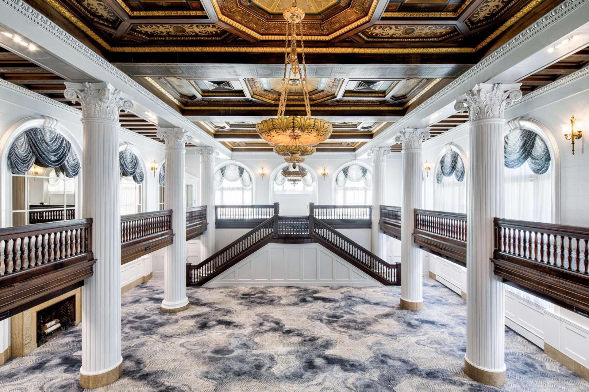 Amway Grand Plaza Hotel, Curio Collection by Hilton photo 66