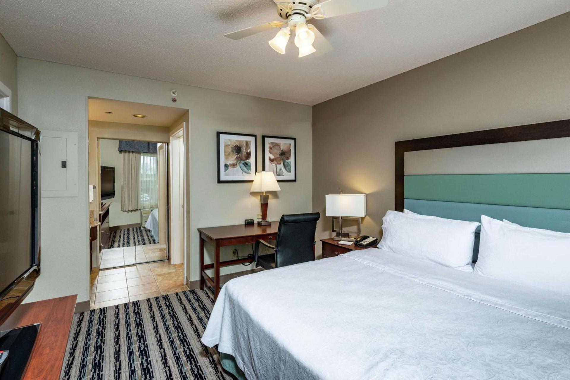 Homewood Suites by Hilton Portland photo 11