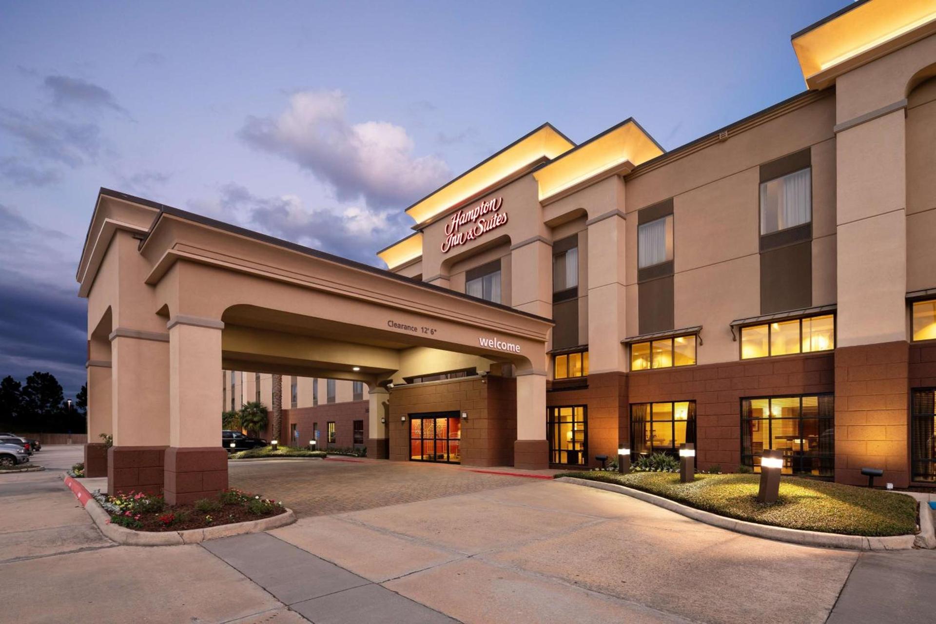Hampton Inn & Suites Baton Rouge - I-10 East photo 1