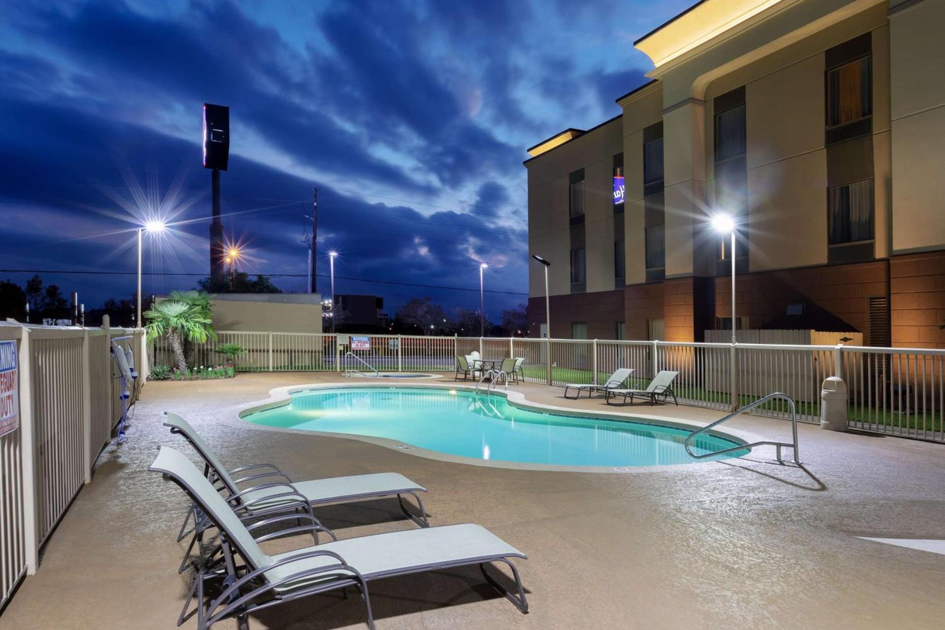 Hampton Inn & Suites Baton Rouge - I-10 East photo 10