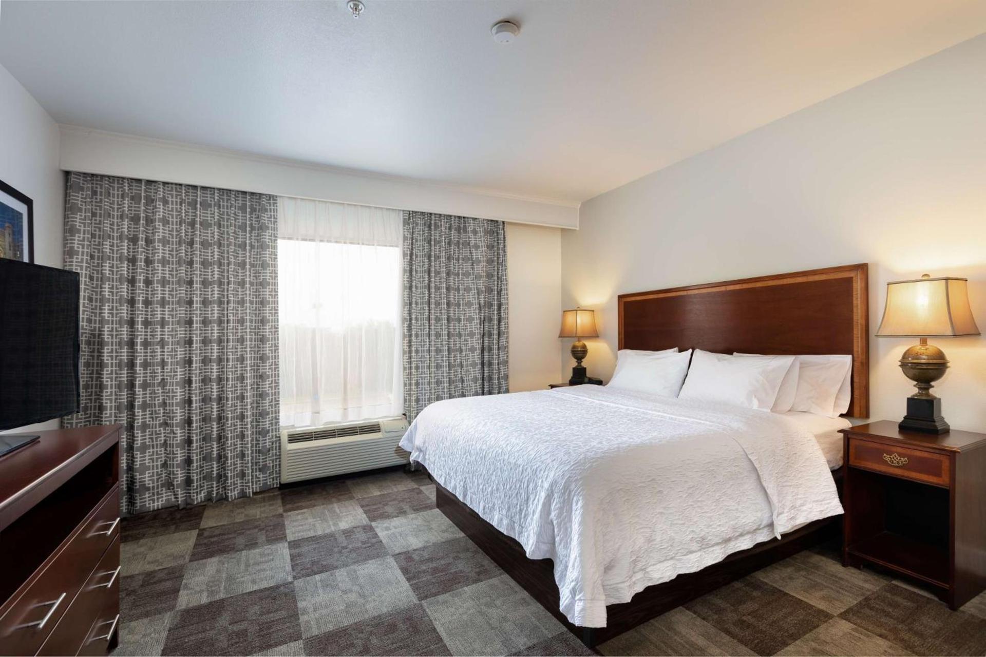 Hampton Inn & Suites Baton Rouge - I-10 East photo 26
