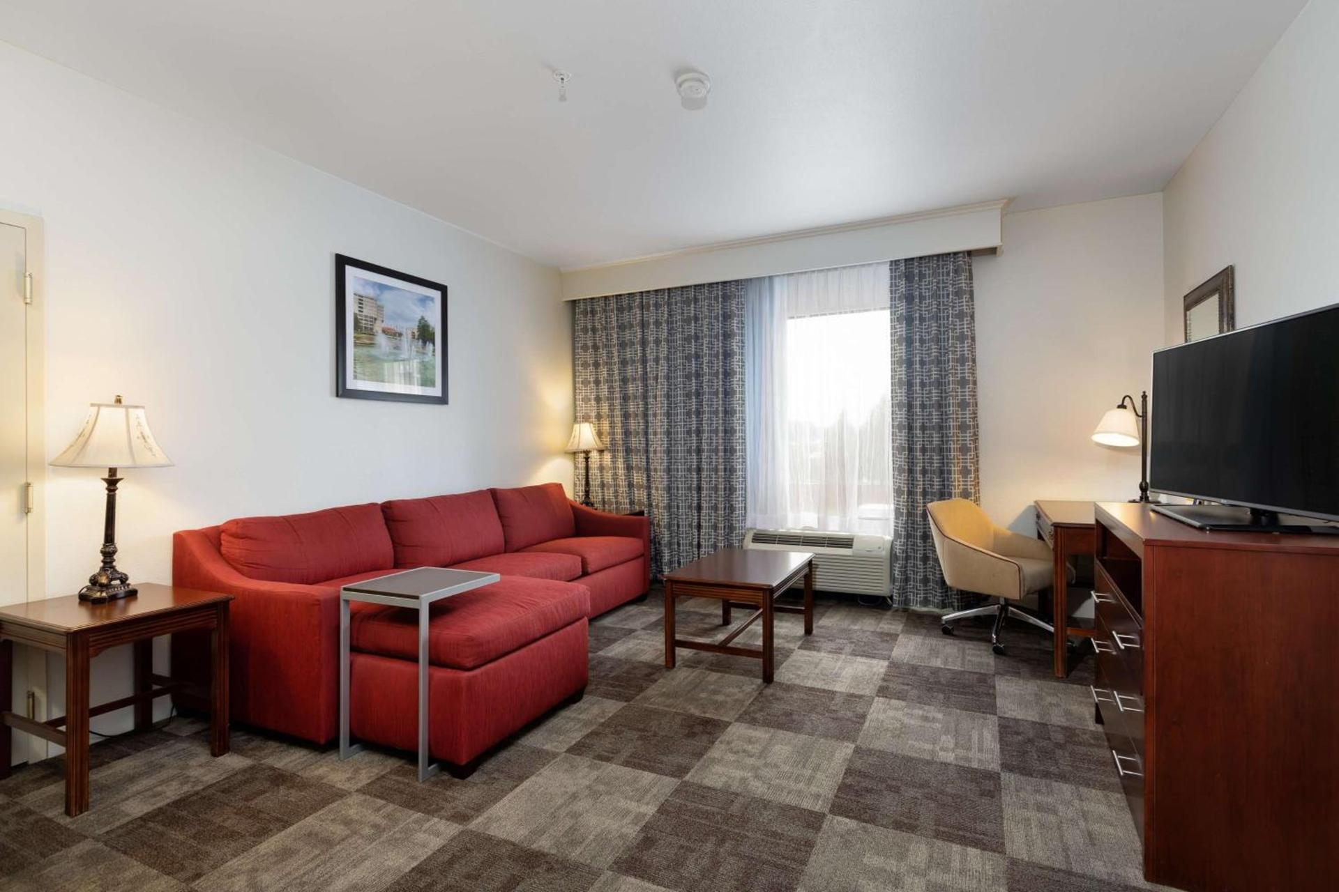 Hampton Inn & Suites Baton Rouge - I-10 East photo 33