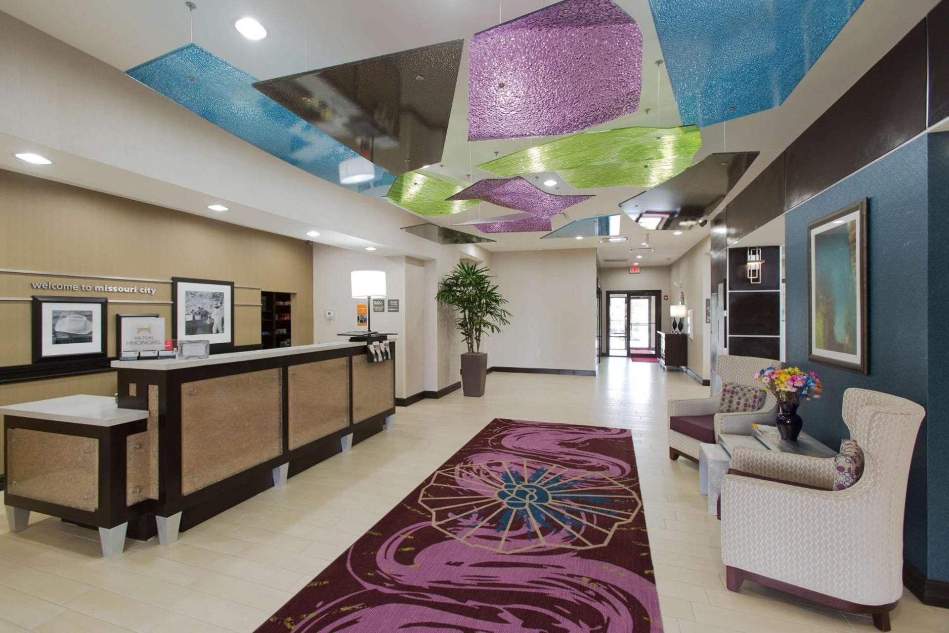 Hampton Inn and Suites Missouri City photo 10