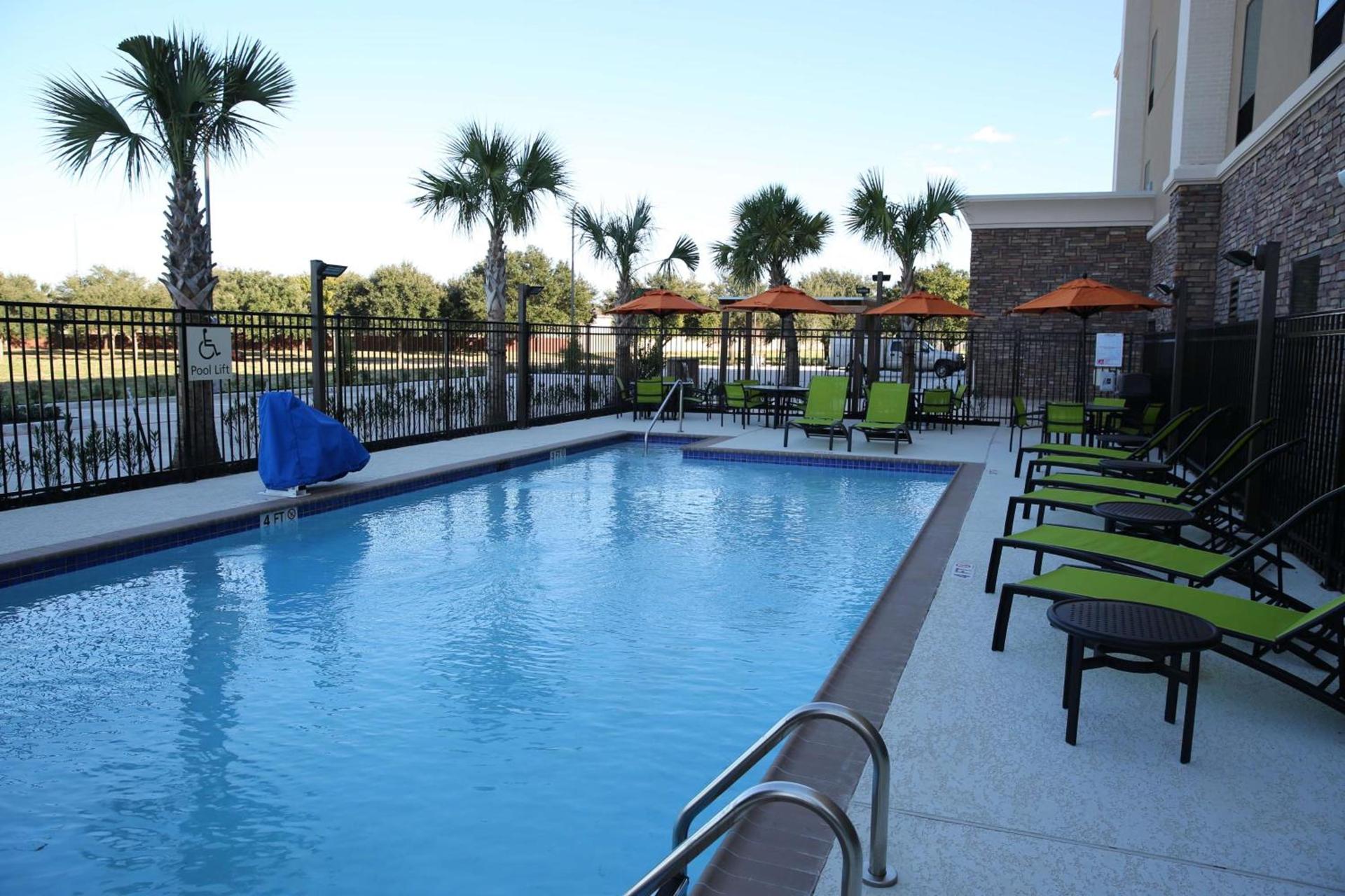 Hampton Inn and Suites Missouri City photo 15