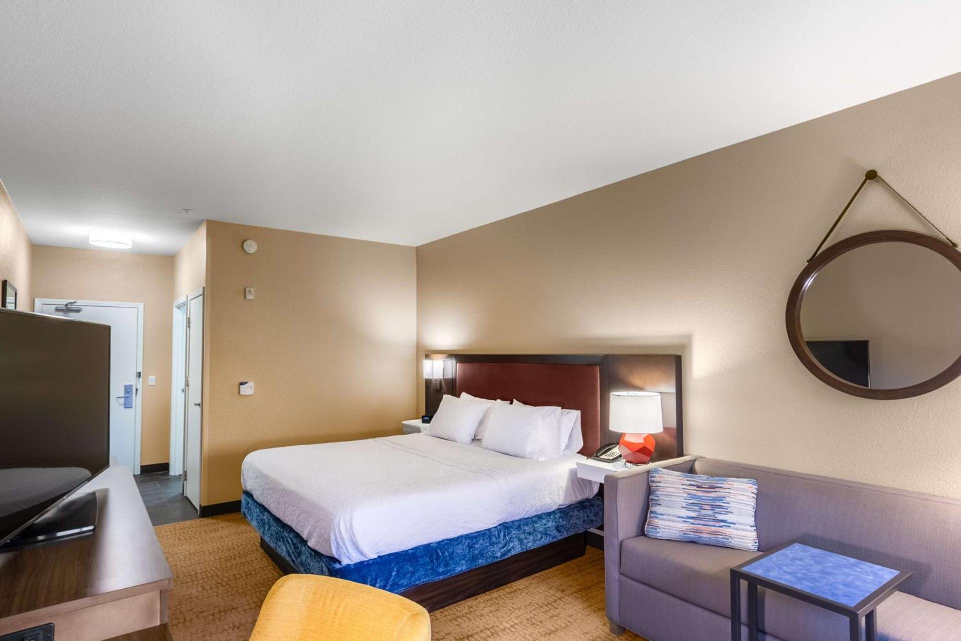 Hampton Inn Laramie photo 14