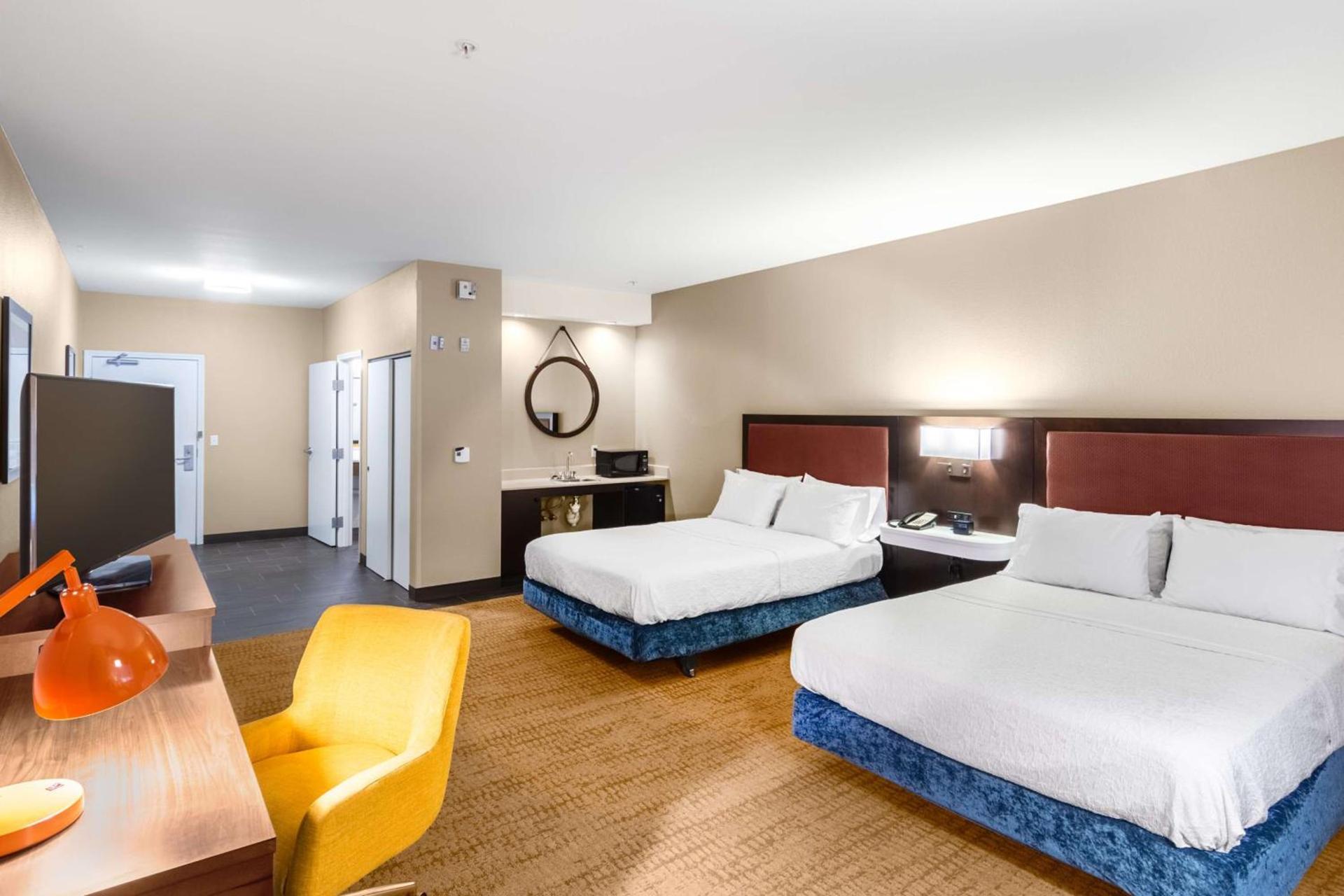 Hampton Inn Laramie photo 23