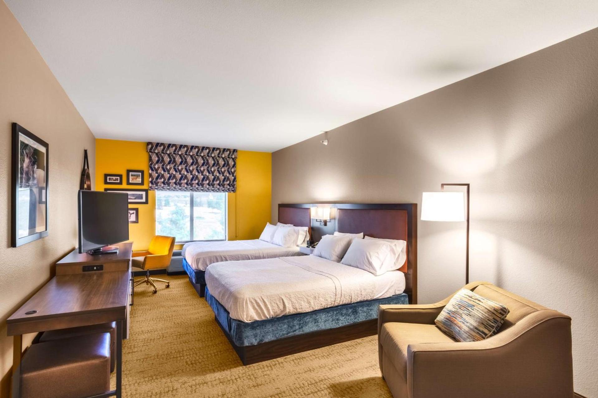Hampton Inn Laramie photo 25
