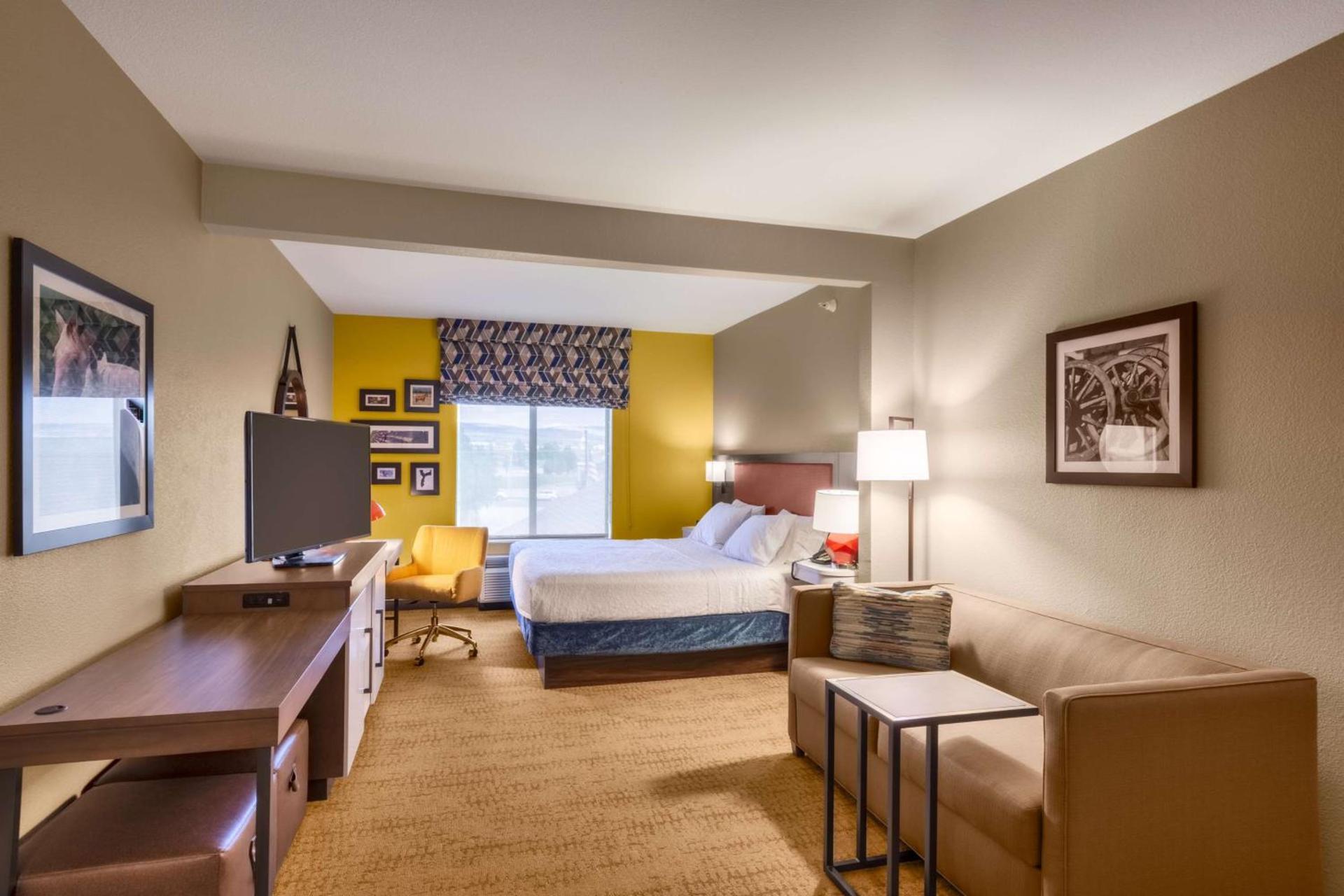 Hampton Inn Laramie photo 26