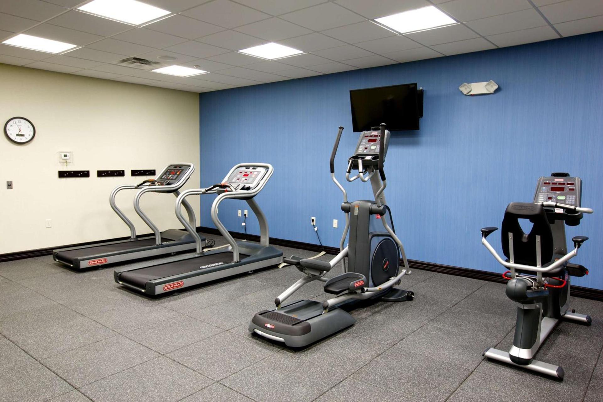 Hampton Inn and Suites Missouri City photo 22