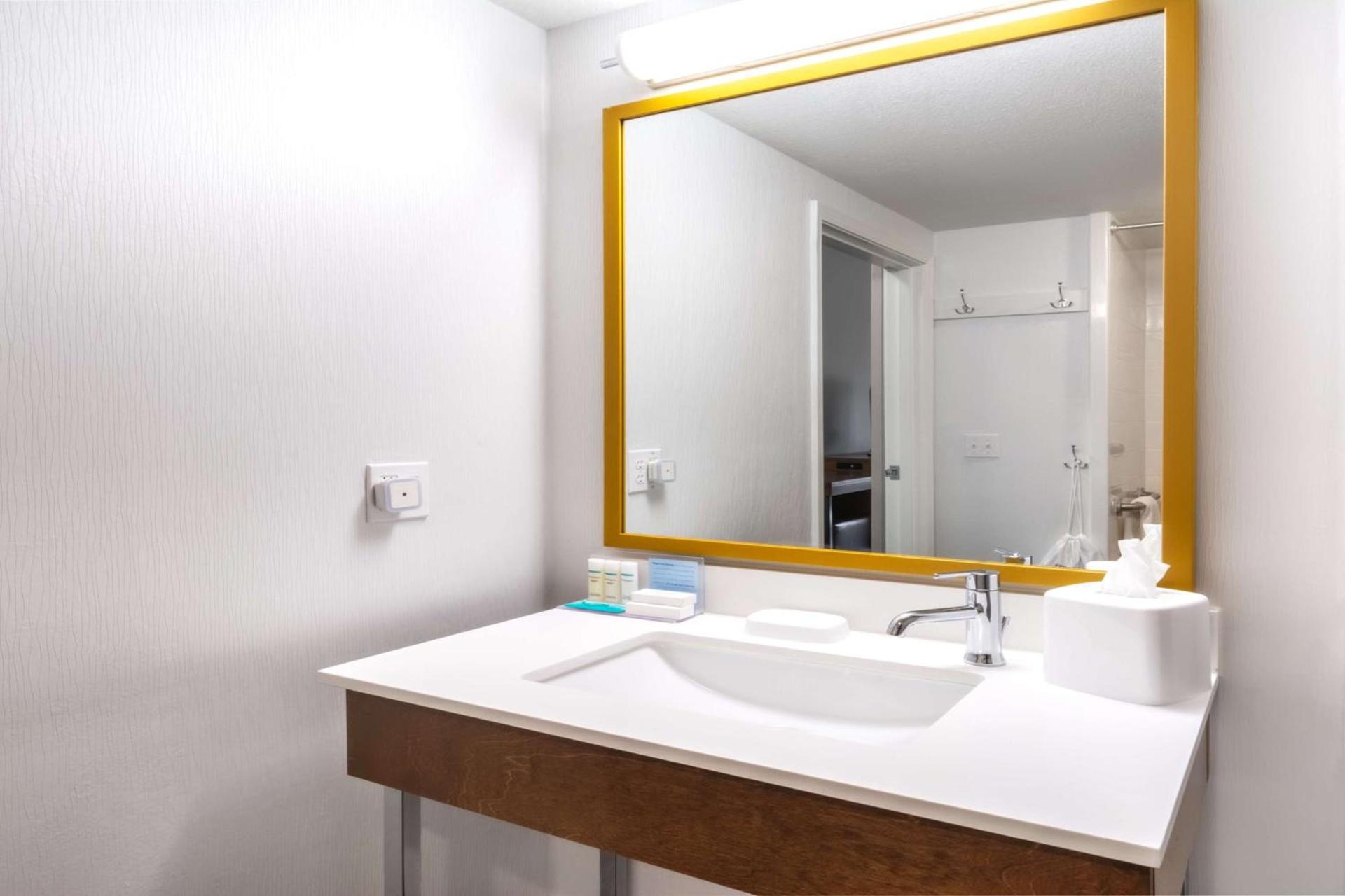 Hampton Inn Laramie photo 36