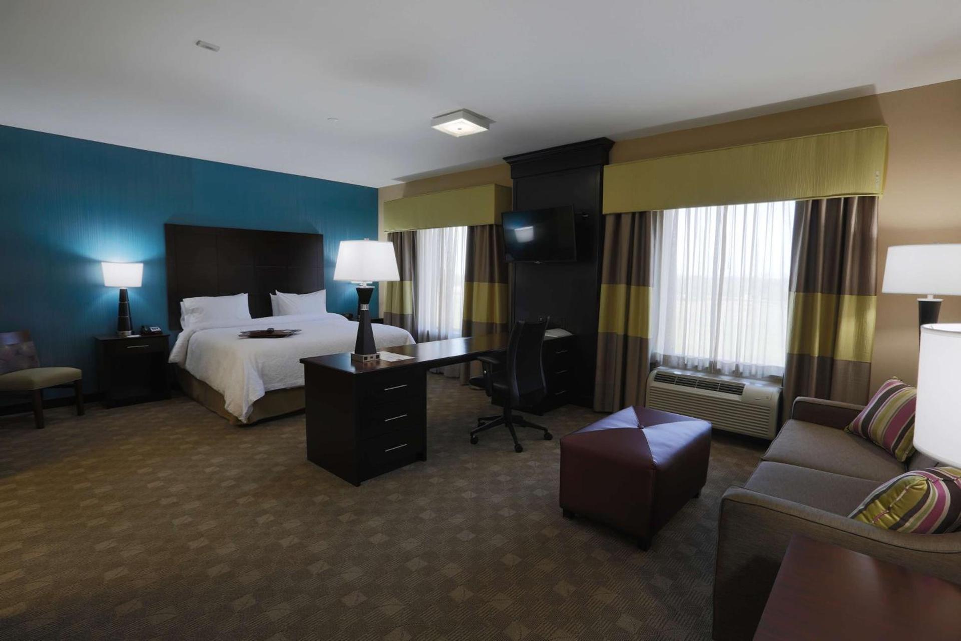 Hampton Inn and Suites Missouri City photo 26