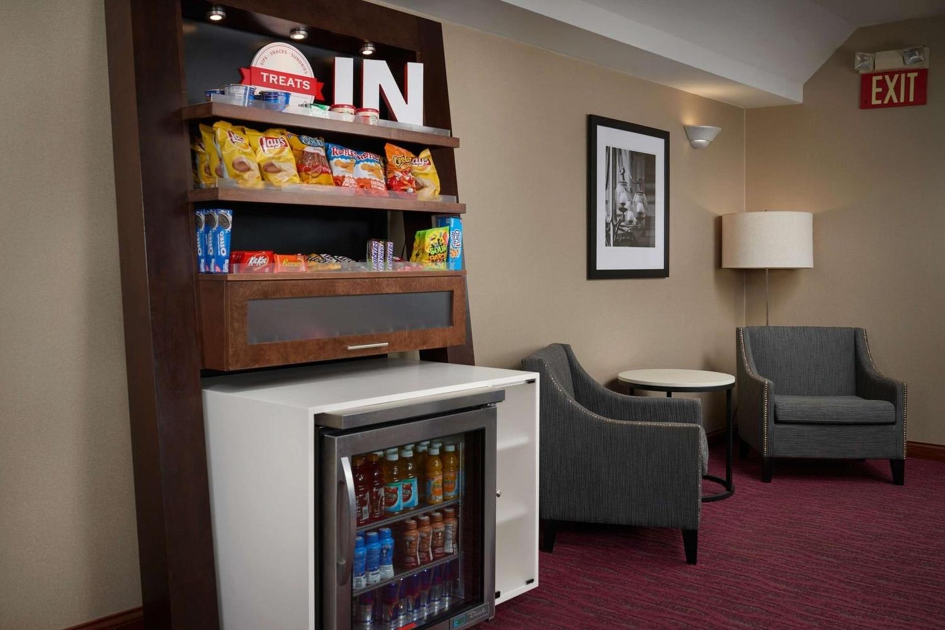 Hampton Inn Shelbyville photo 8