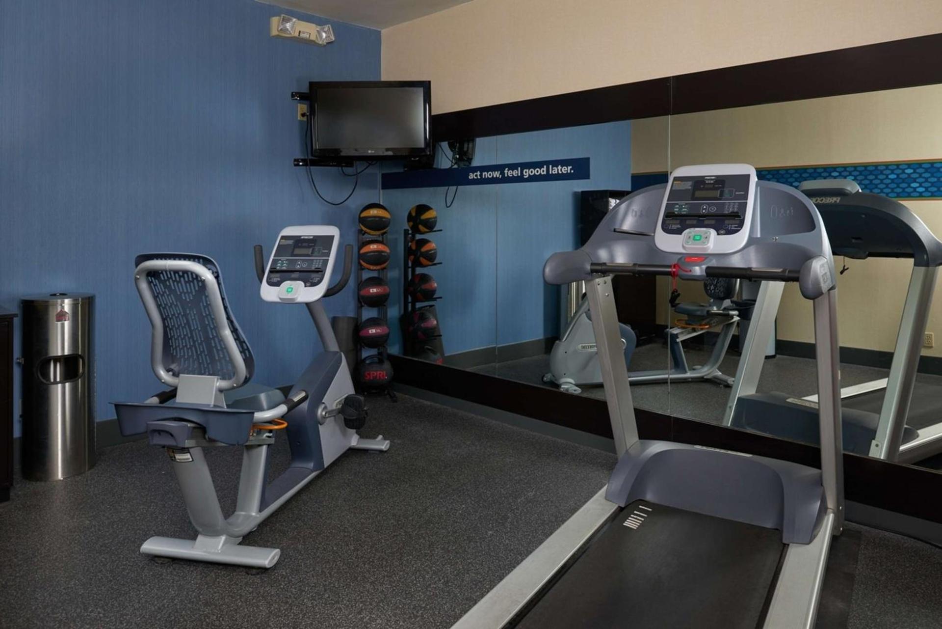 Hampton Inn Shelbyville photo 10