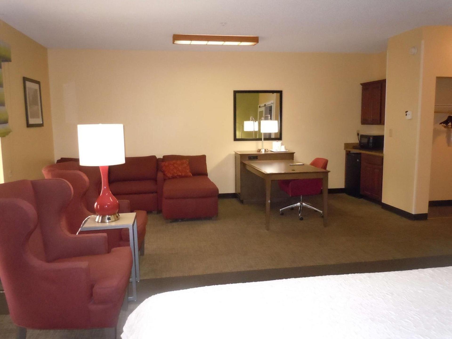 Hampton Inn Shelbyville photo 11