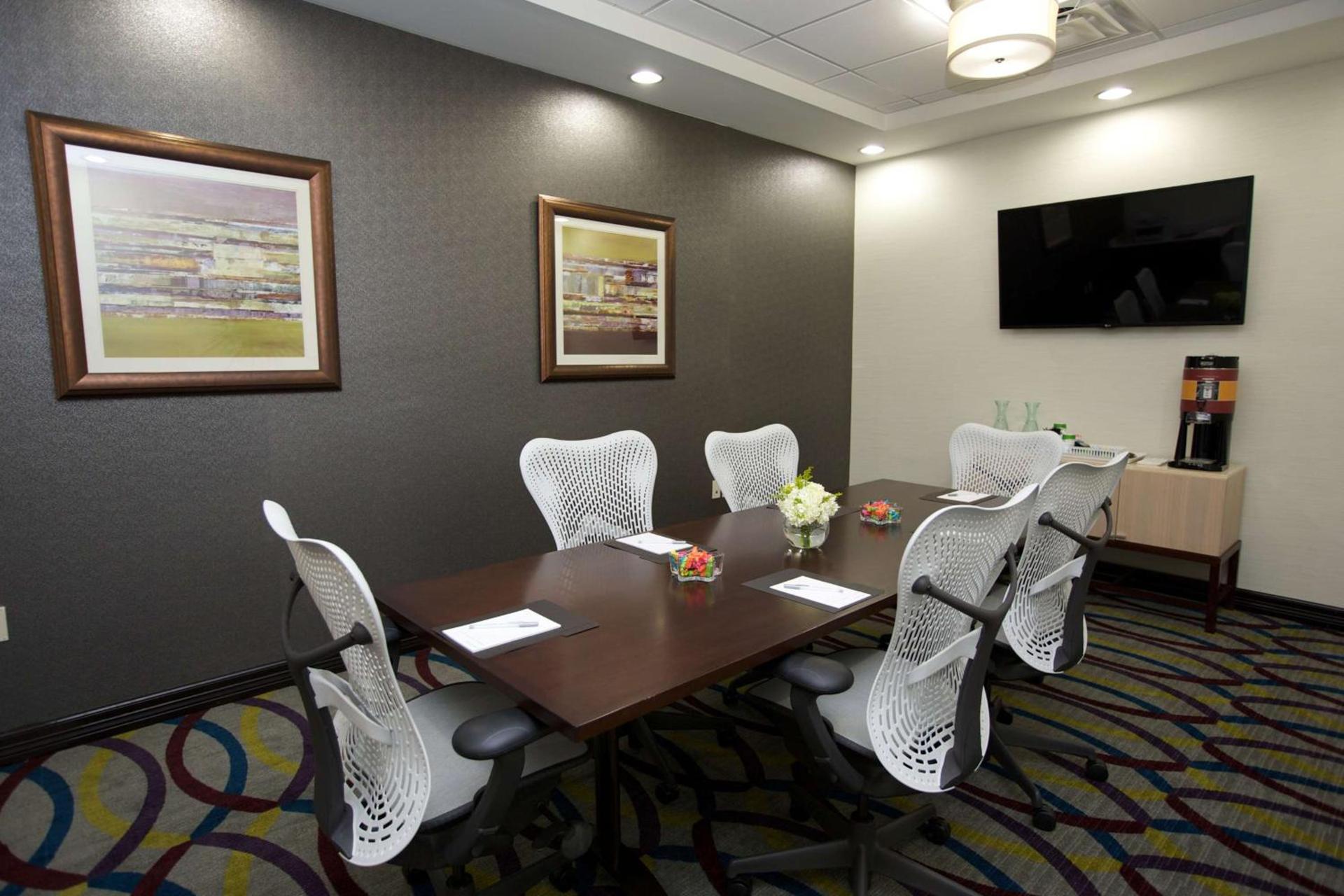 Hampton Inn and Suites Missouri City photo 39