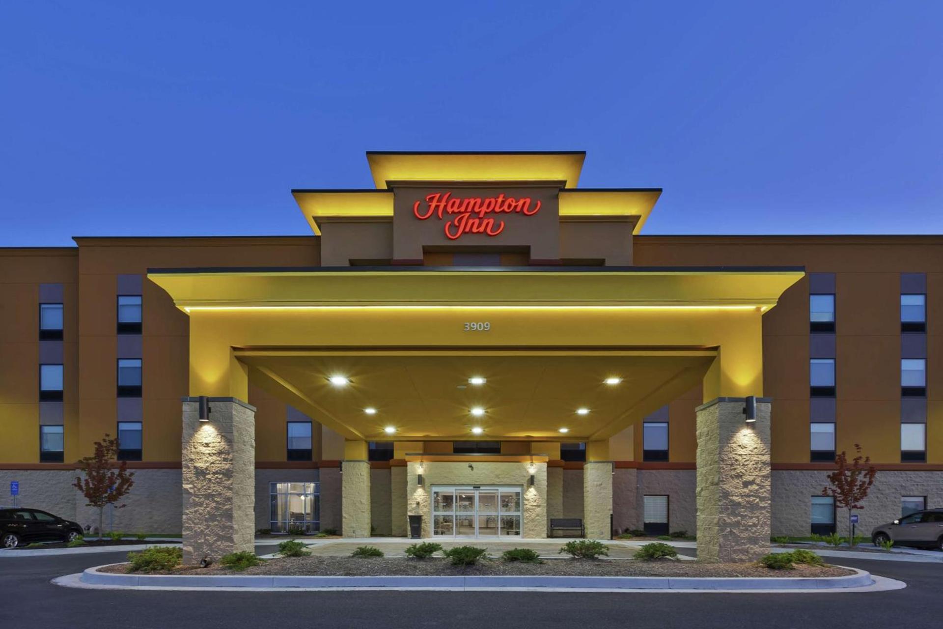 Hampton Inn Sedalia photo 2