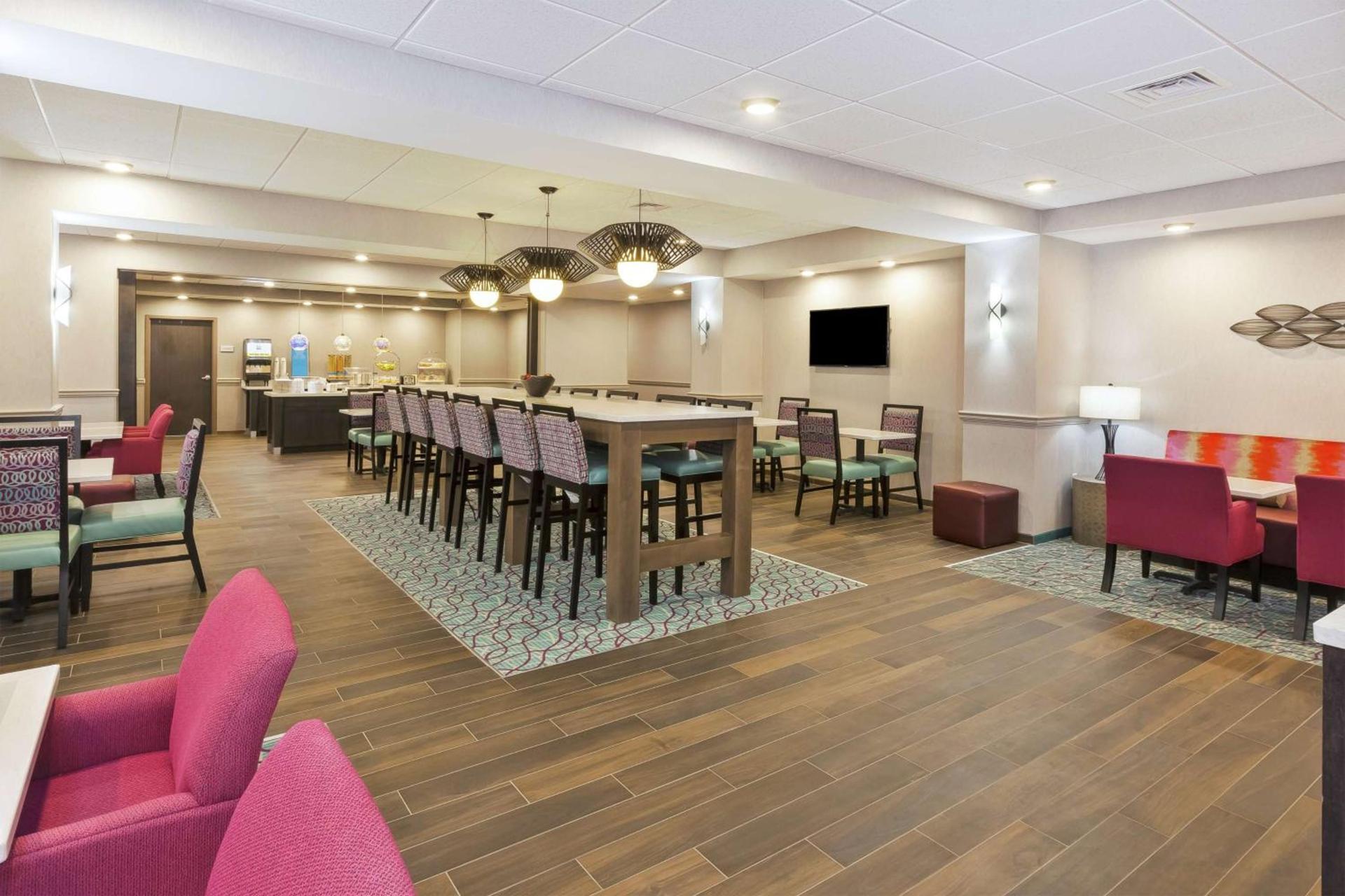 Hampton Inn Sedalia photo 7