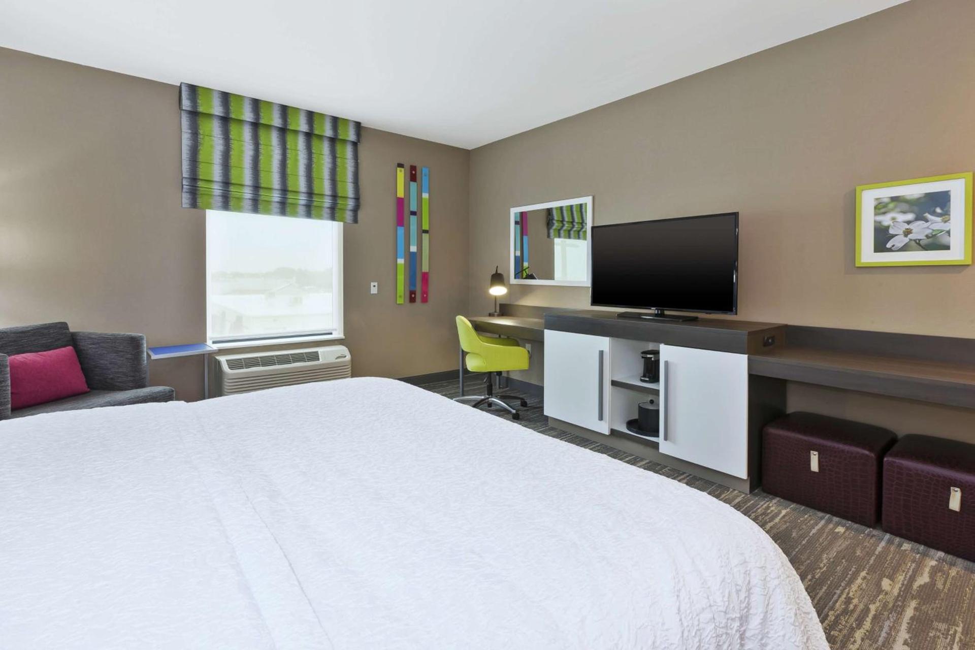 Hampton Inn Sedalia photo 14
