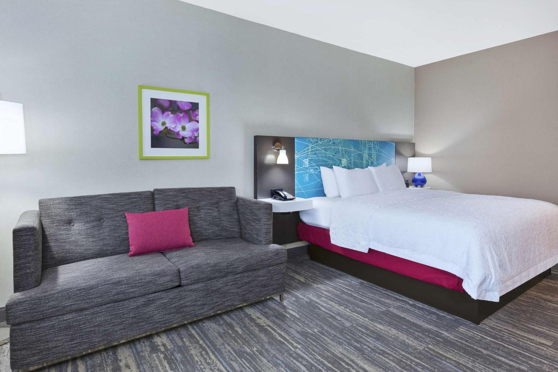 Hampton Inn Sedalia photo 18