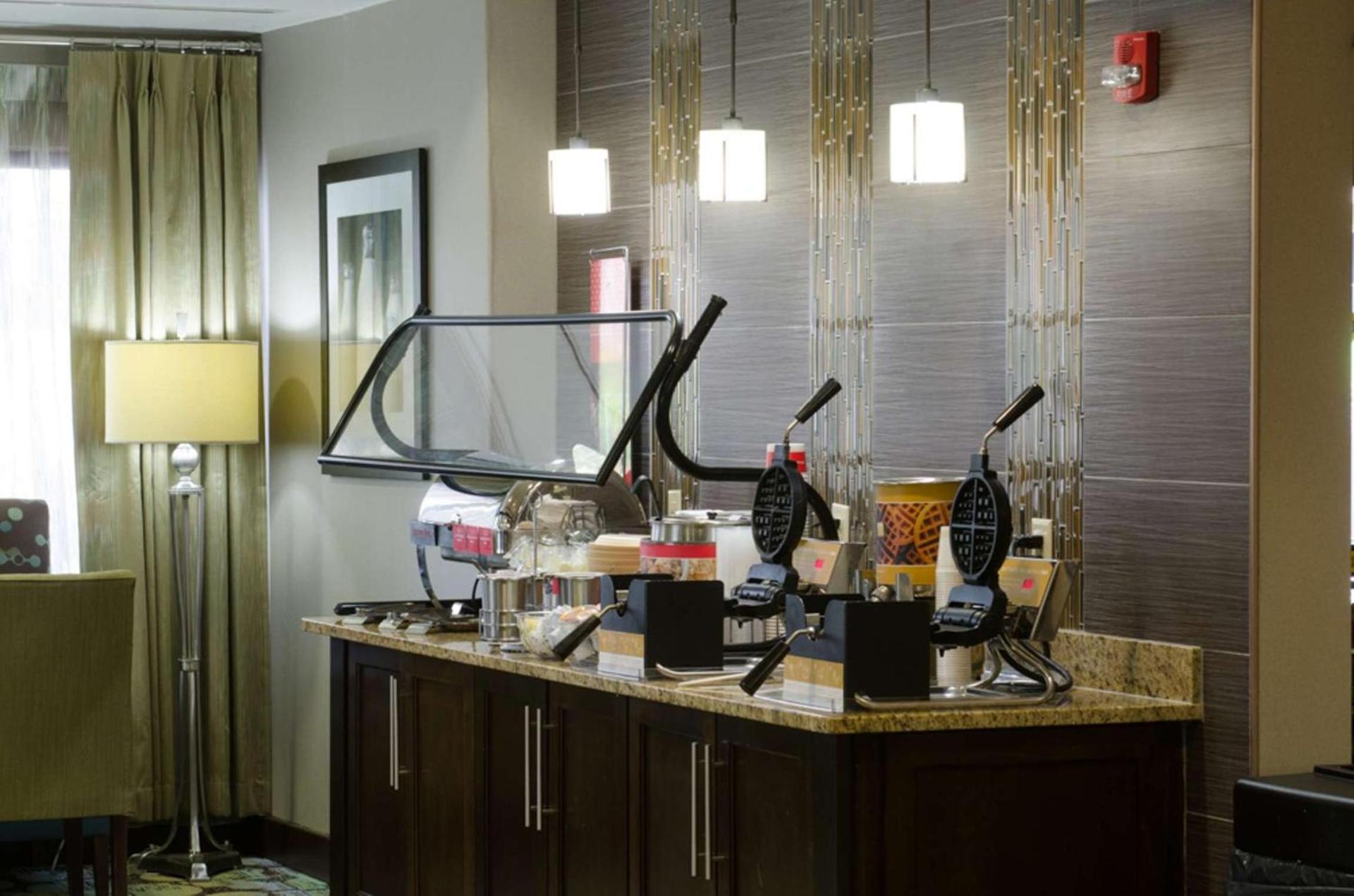 Hampton Inn Tulsa Sand Springs photo 11