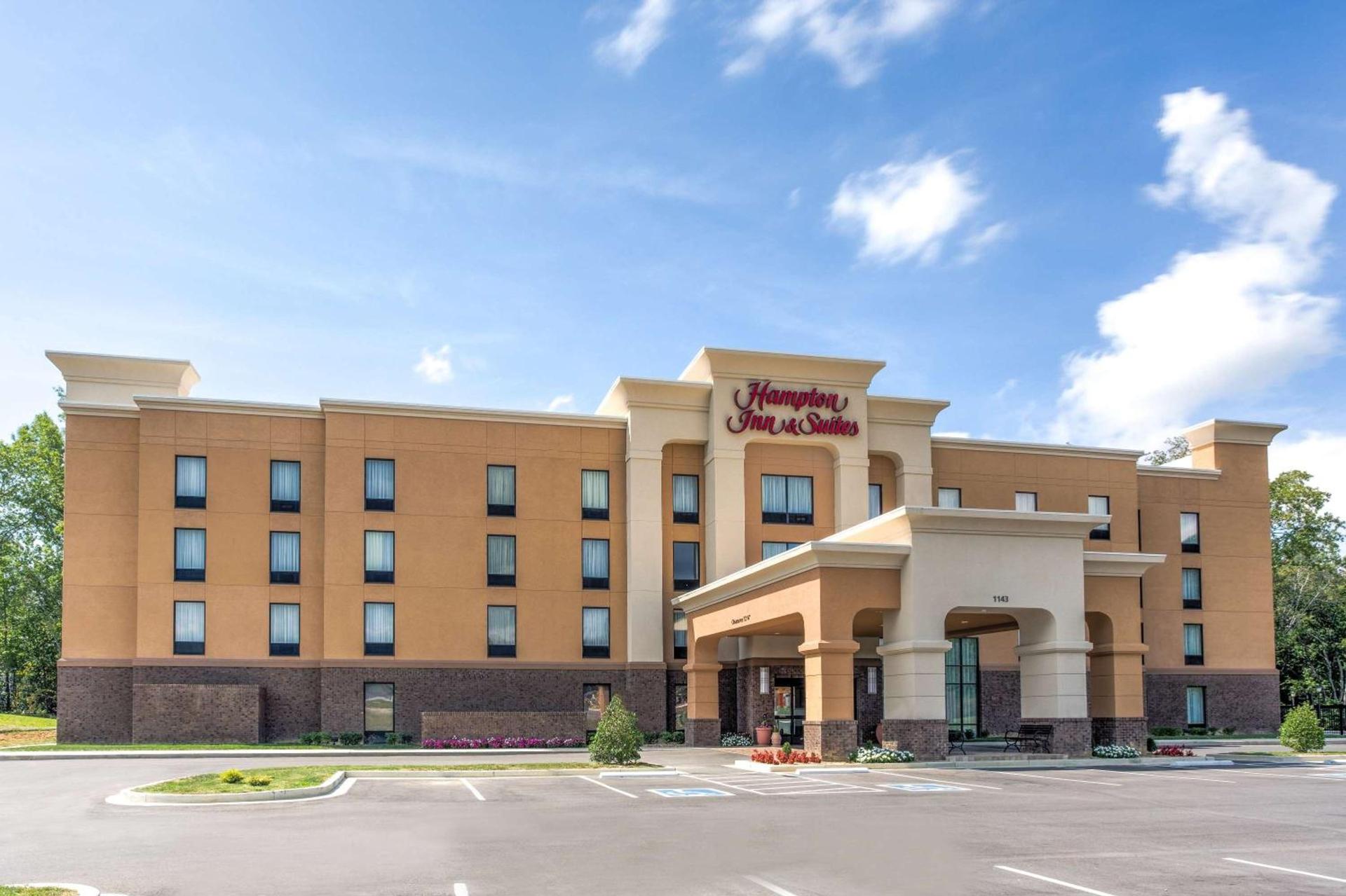 Hampton Inn & Suites Manchester, TN — hotel in Manchester