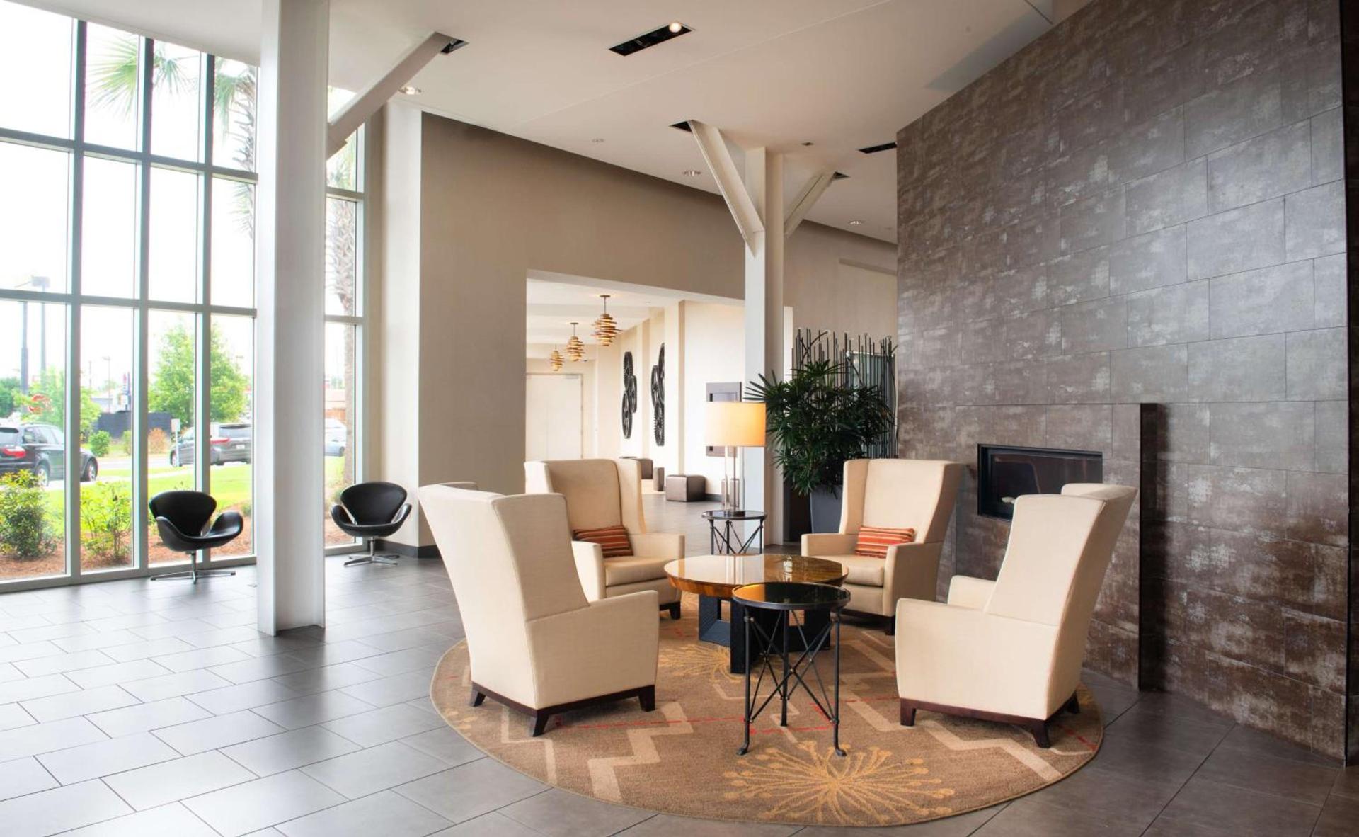 DoubleTree Hotel & Suites Charleston Airport photo 7