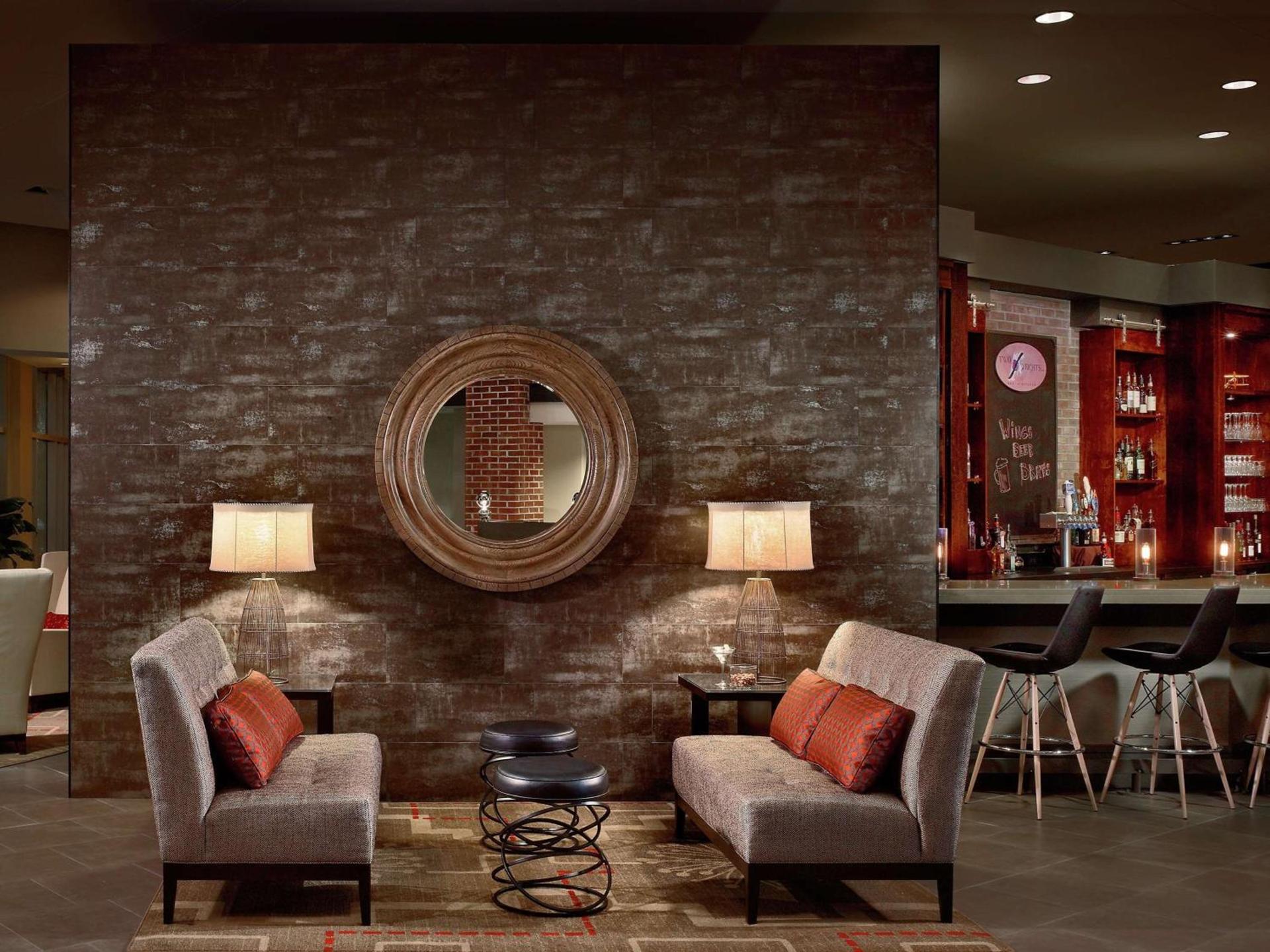 DoubleTree Hotel & Suites Charleston Airport photo 11