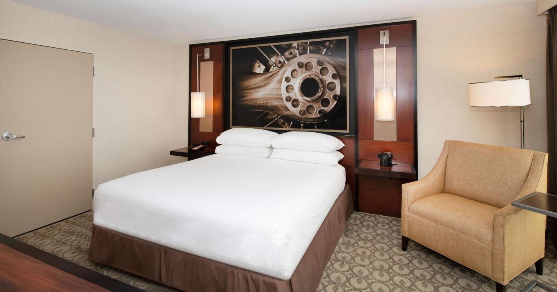 DoubleTree Hotel & Suites Charleston Airport photo 28