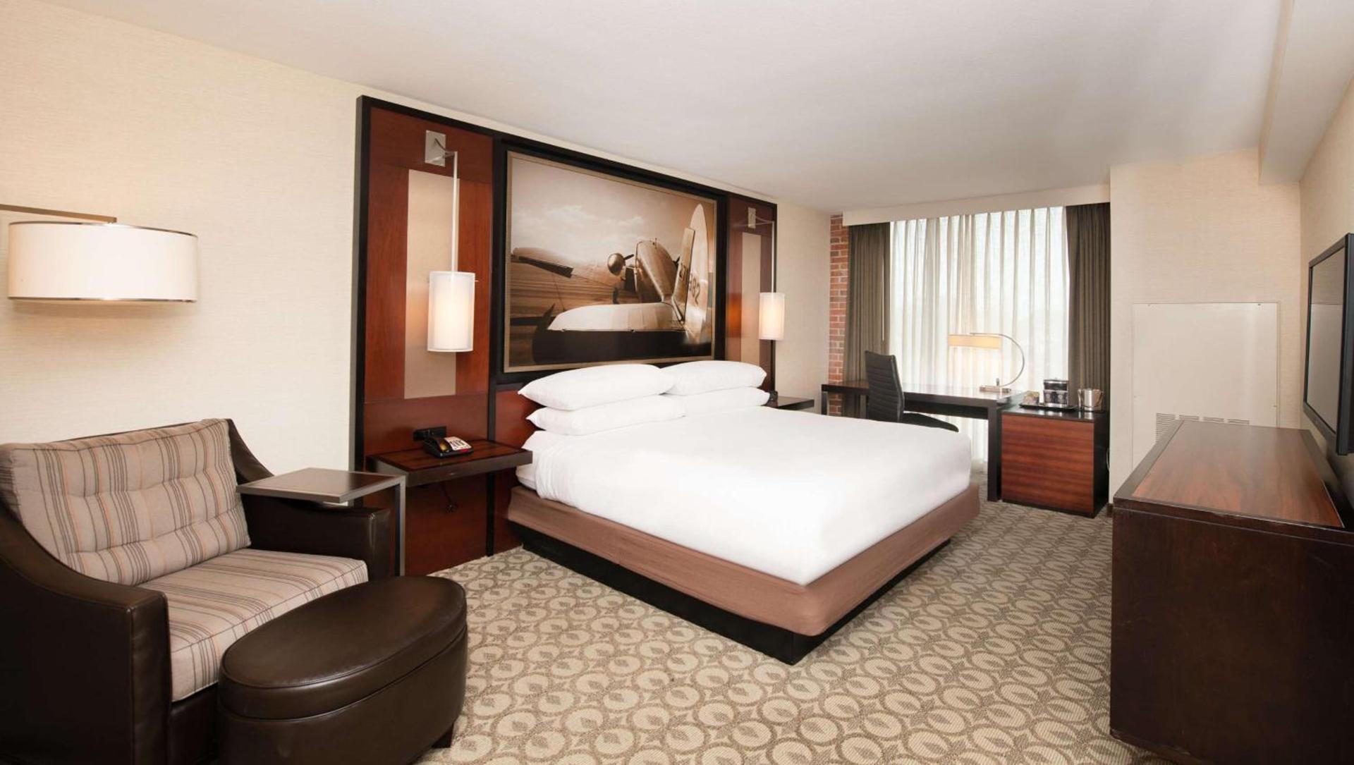 DoubleTree Hotel & Suites Charleston Airport photo 33
