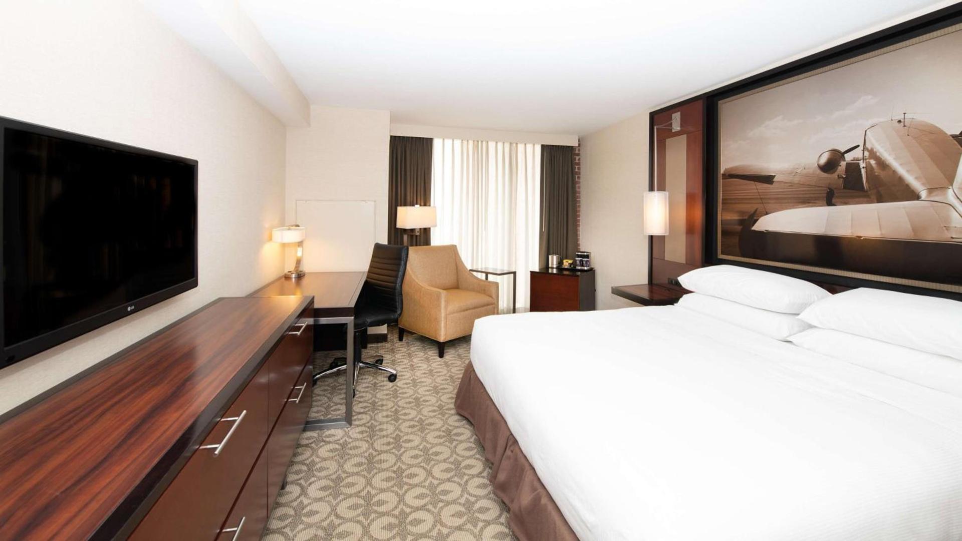 DoubleTree Hotel & Suites Charleston Airport photo 42