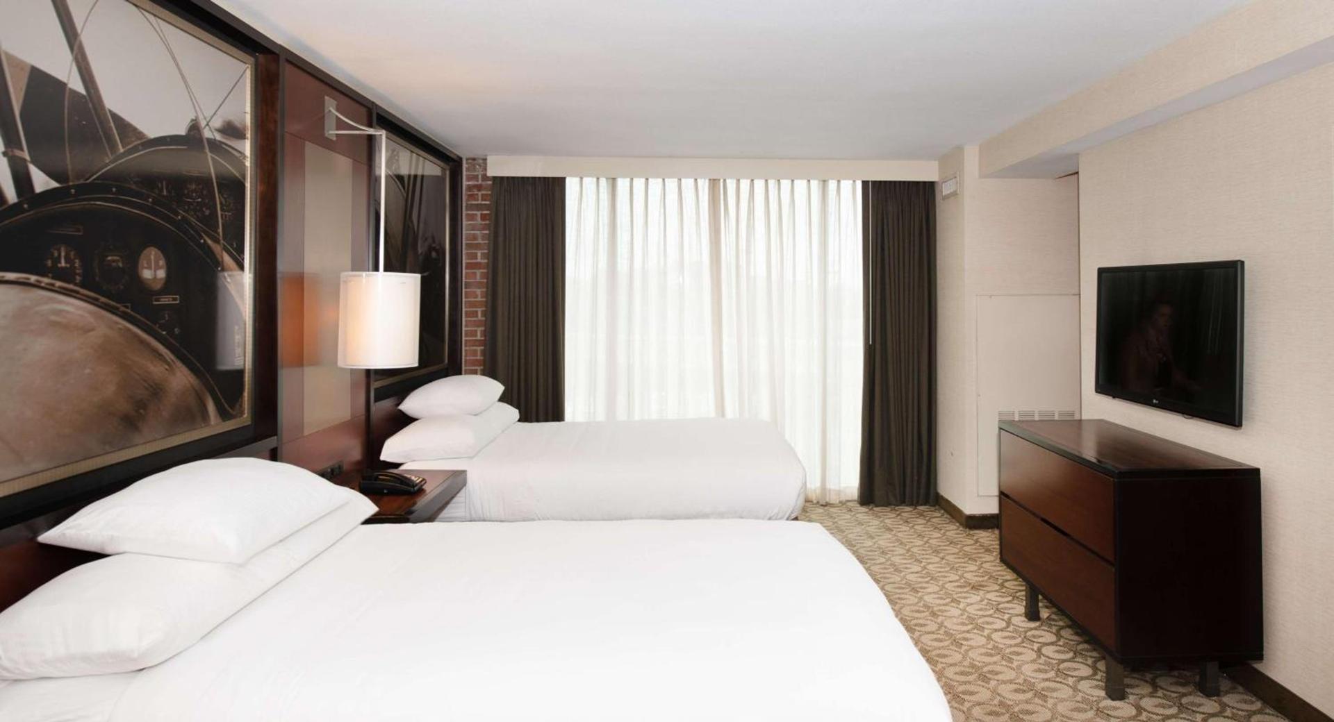 DoubleTree Hotel & Suites Charleston Airport photo 43
